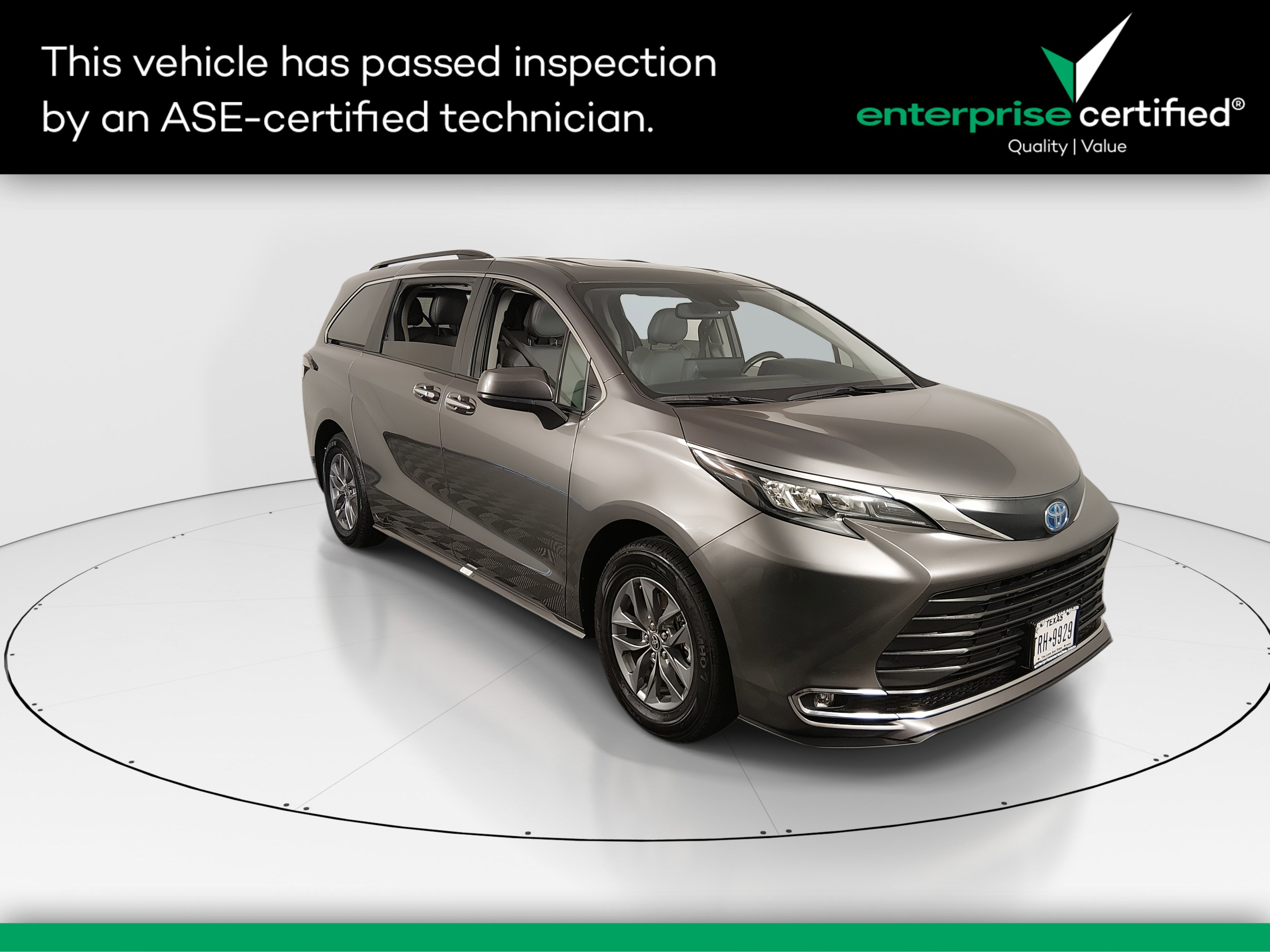 Used 2024 Toyota Sienna XLE FWD 8-Passenger