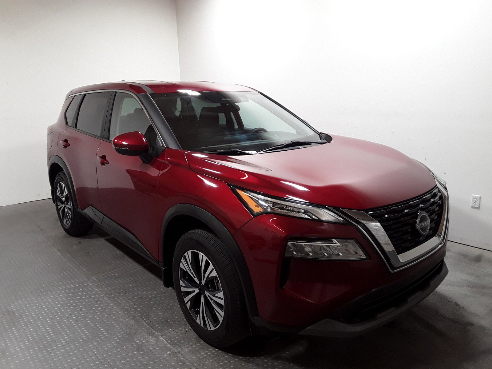 2022 Nissan Rogue FWD SV