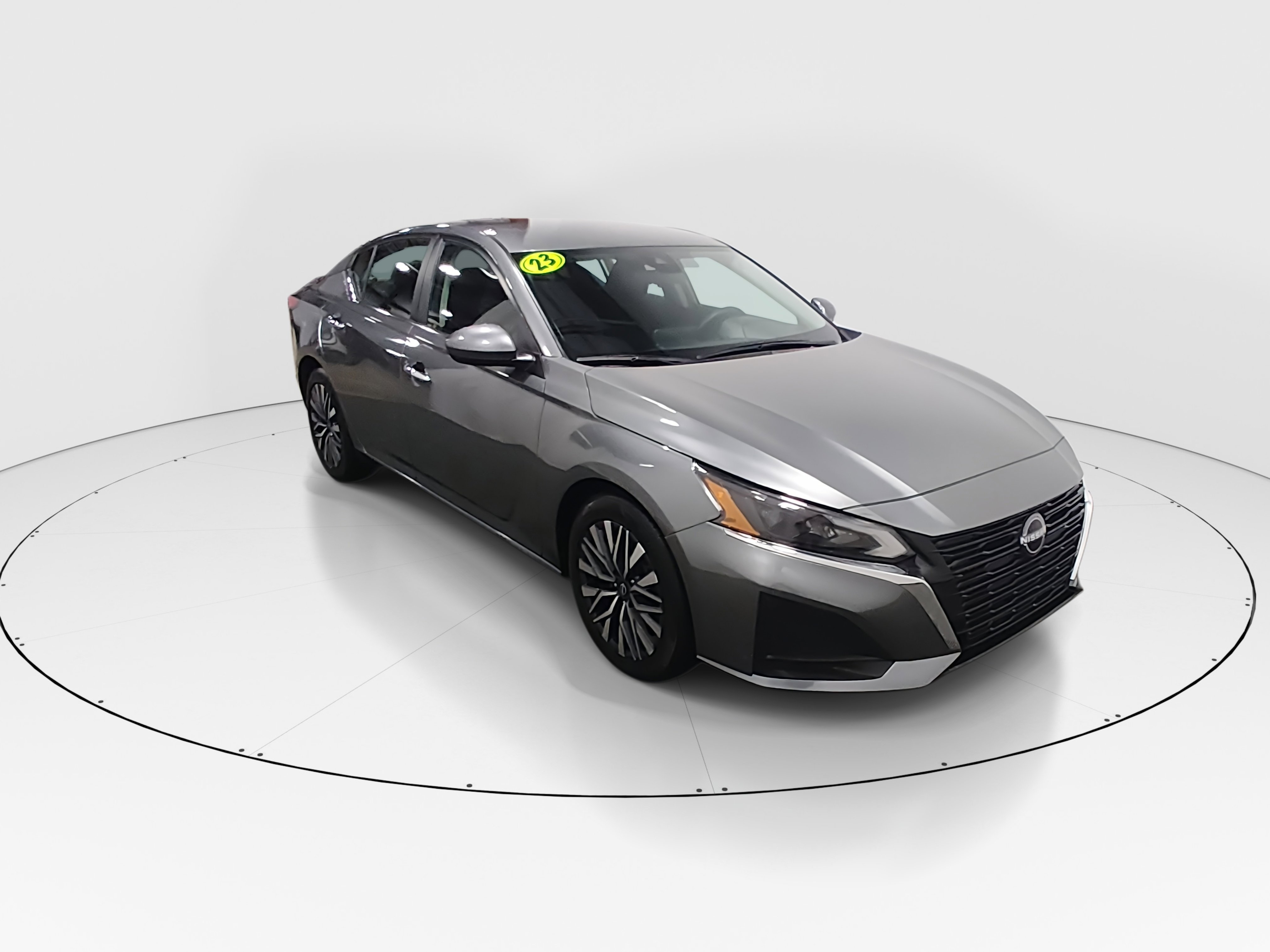 Used 2023 Nissan Altima 2.5 SV Sedan