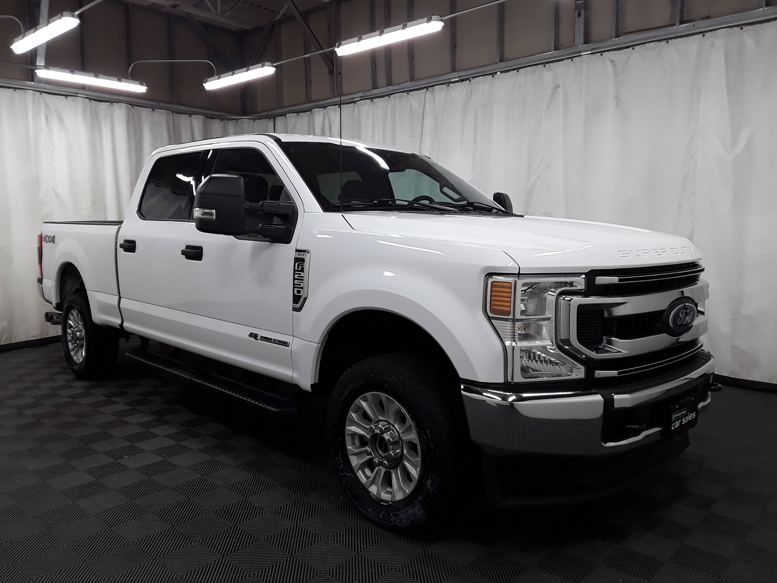 2022 Ford Super Duty F-250 SRW XLT 4WD Crew Cab 6.75' Box