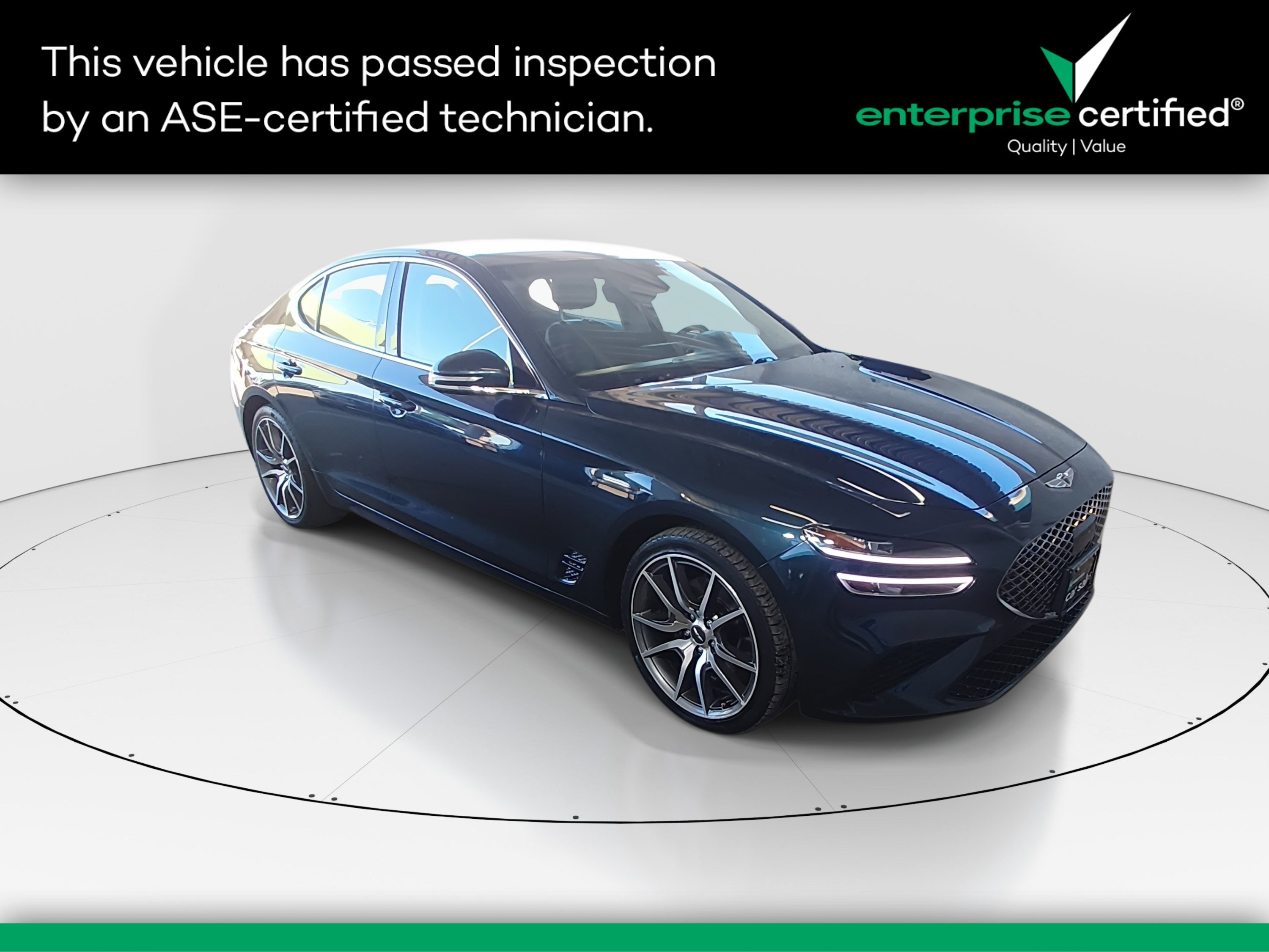 2023 GENESIS G70 Standard's photo