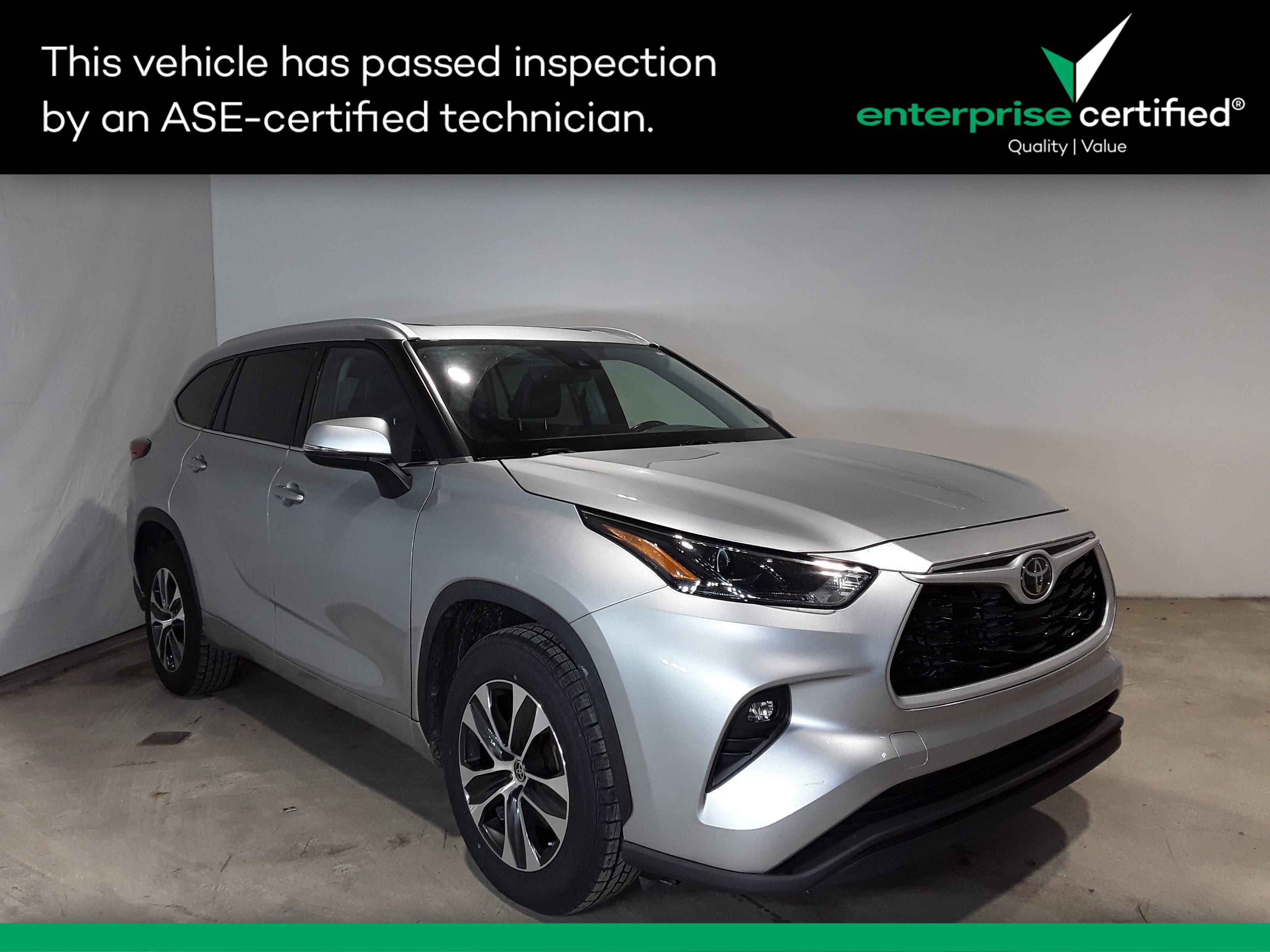 2022 Toyota Highlander XLE FWD