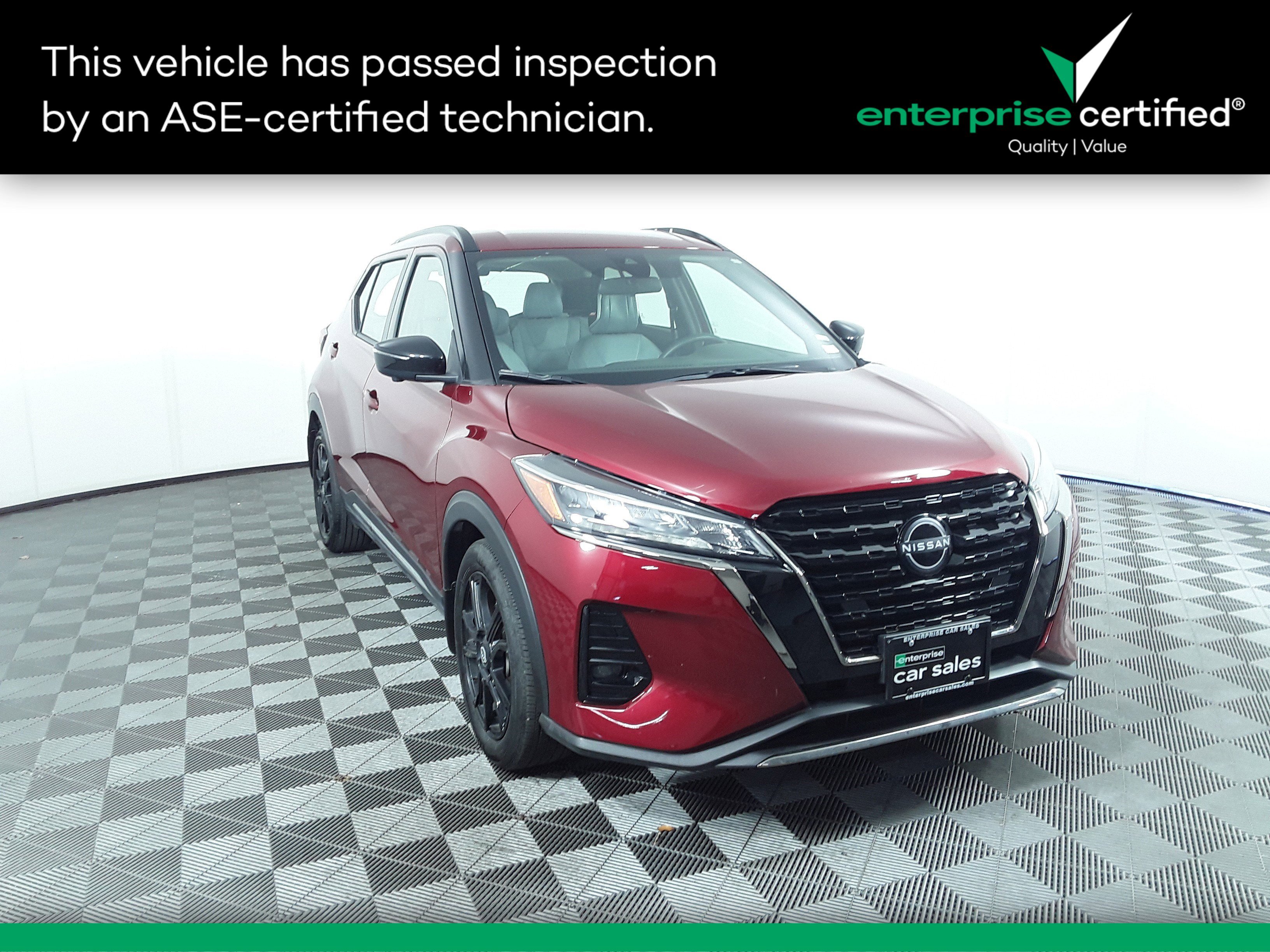 Used 2023 Nissan Kicks SR FWD