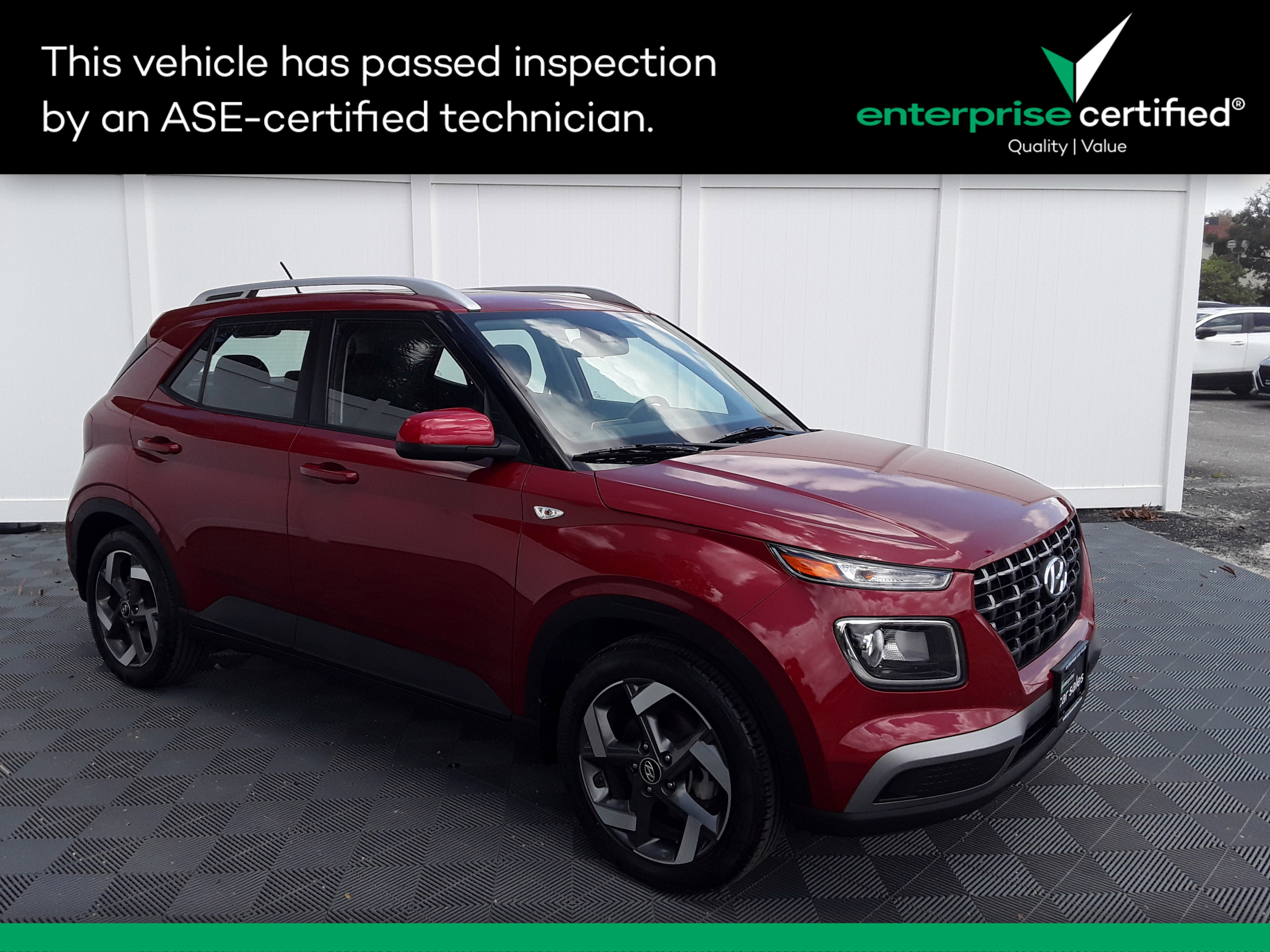 Used 2023 Hyundai Venue SEL IVT