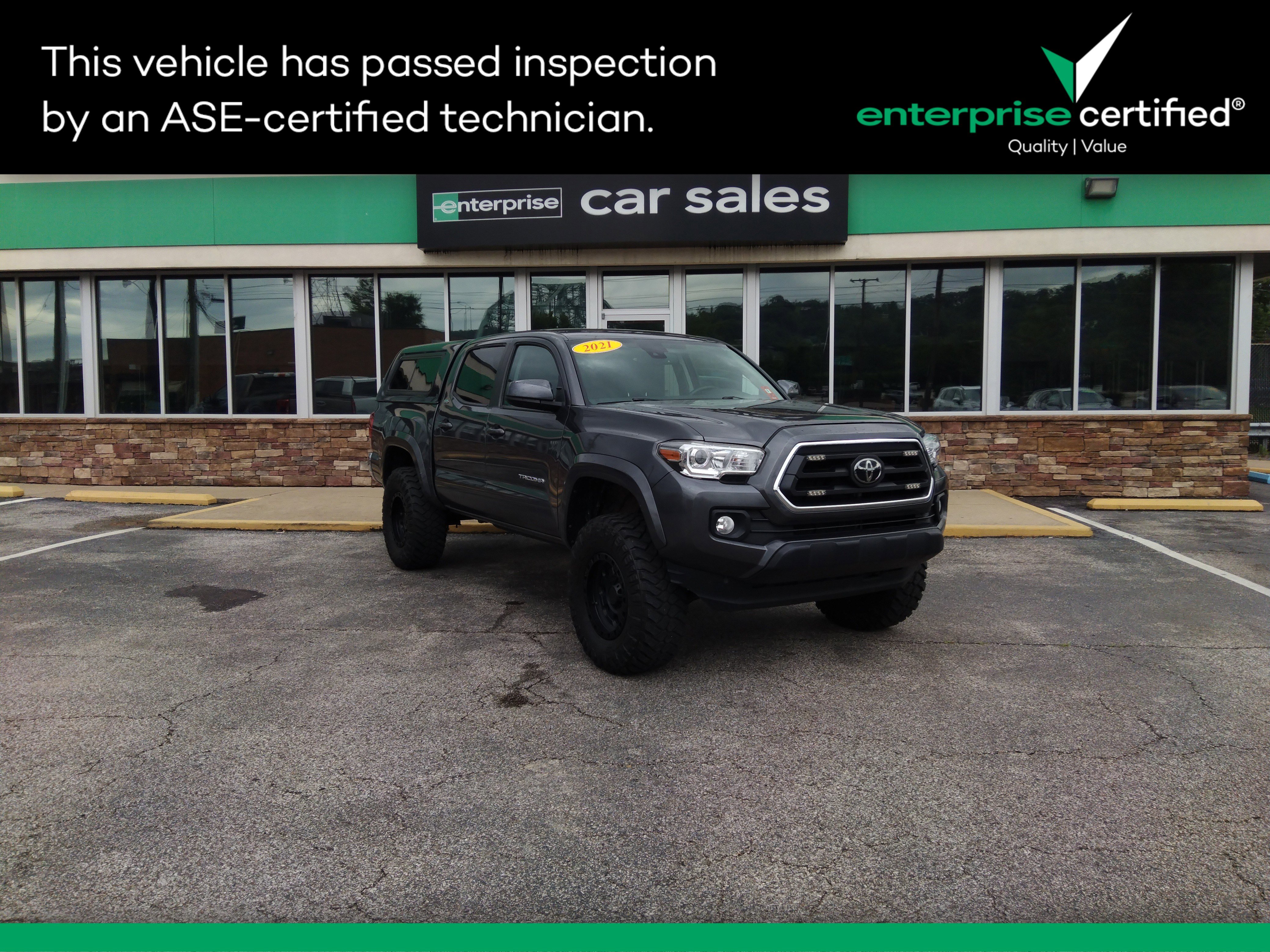 Used 2021 Toyota Tacoma 4WD SR5 Double Cab 5' Bed V6 AT