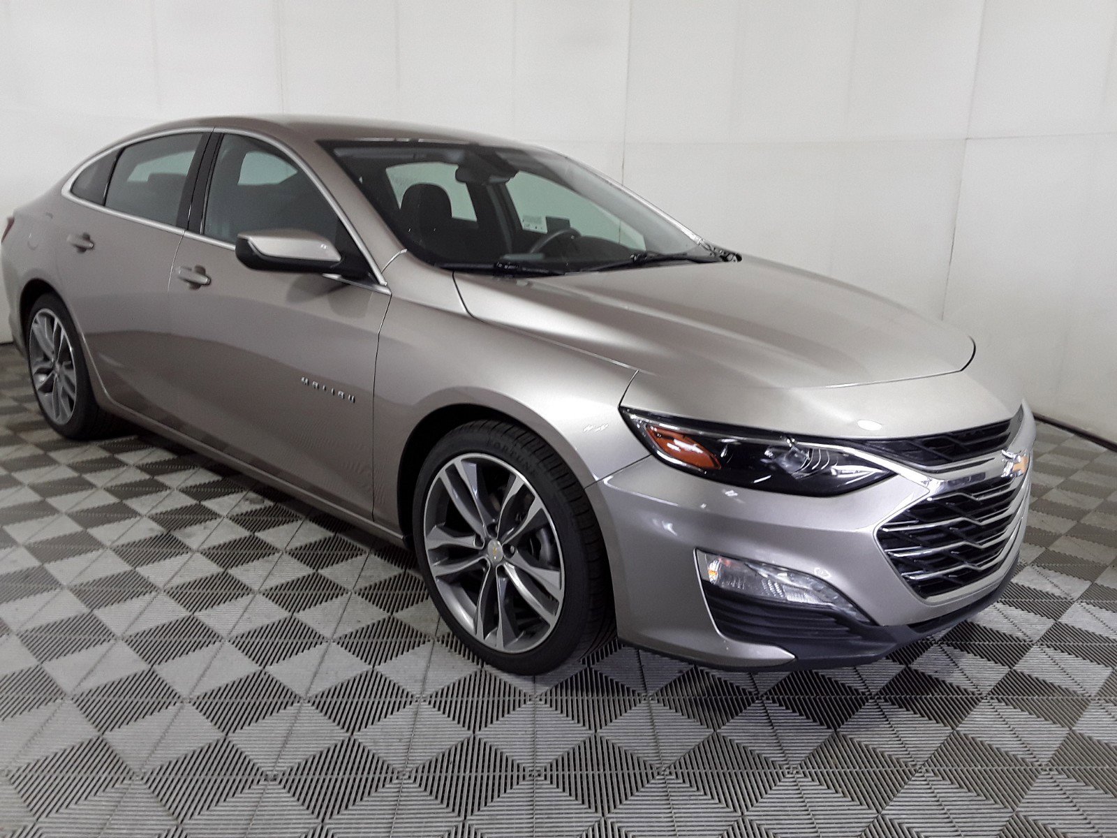 2022 Chevrolet Malibu 4dr Sdn LT