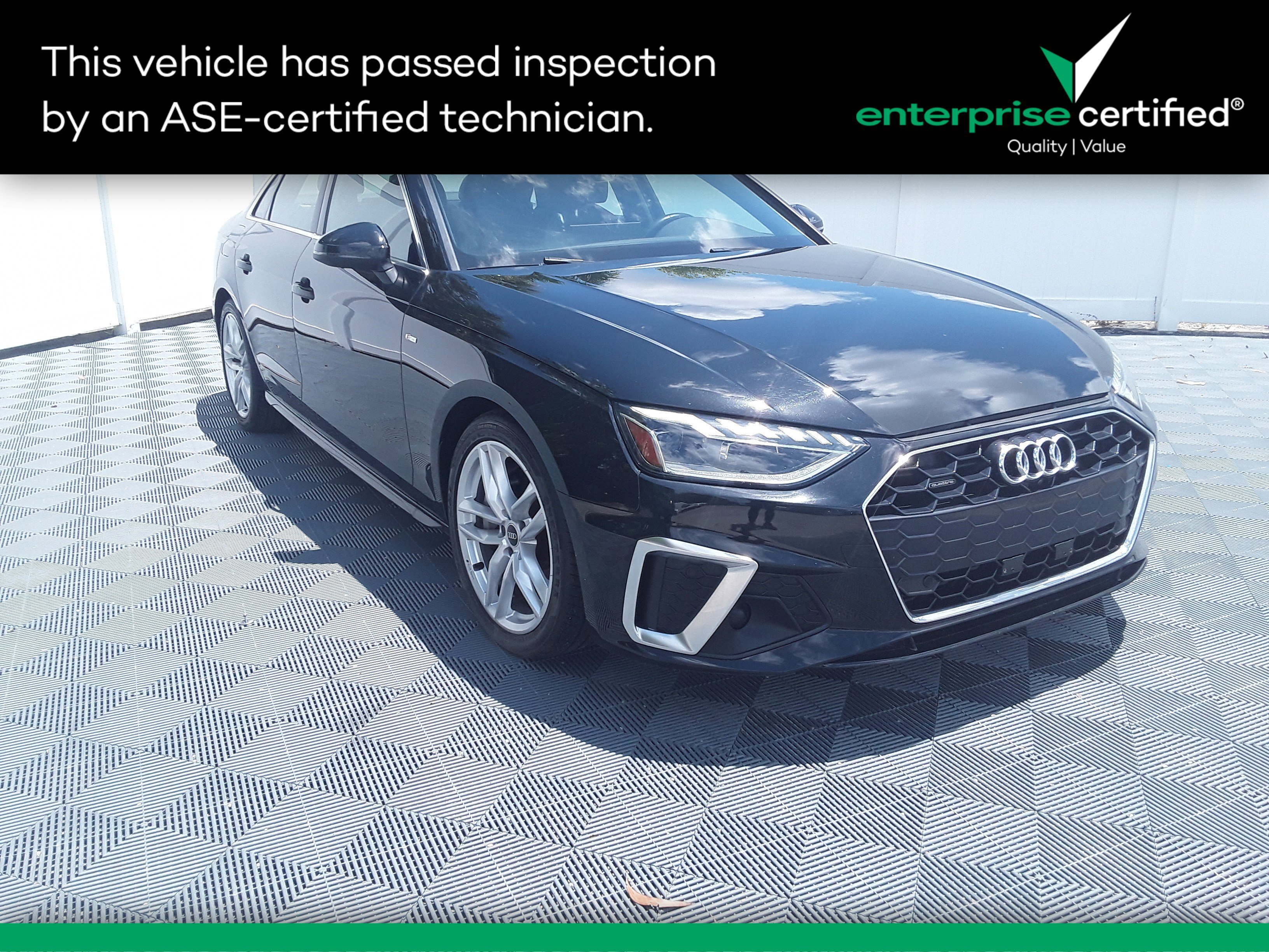 2022 Audi A4 Sedan S line Premium Plus 45 TFSI quattro