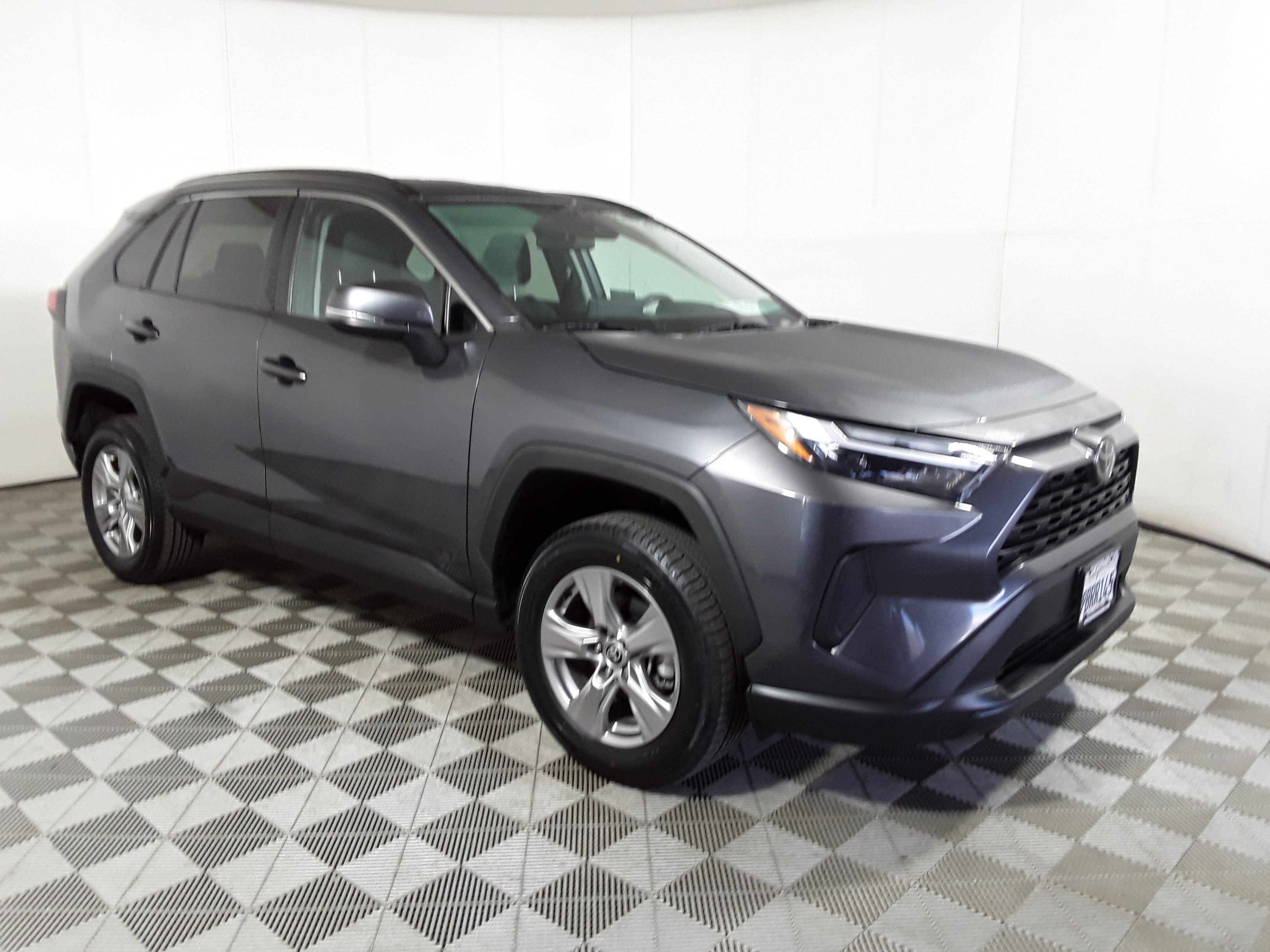 2022 Toyota RAV4 XLE FWD