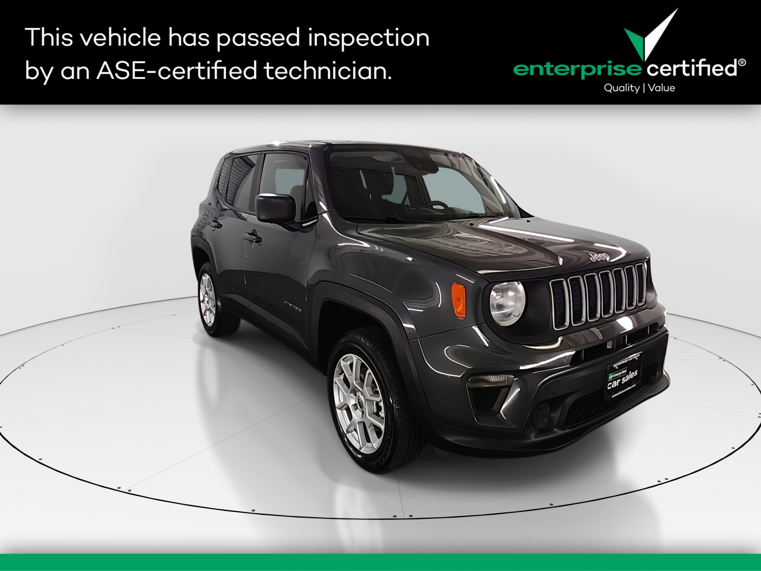 2023 Jeep Renegade Latitude's photo