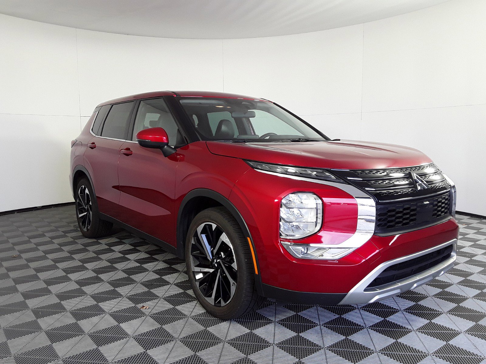 2023 Mitsubishi Outlander SE Special Edition FWD