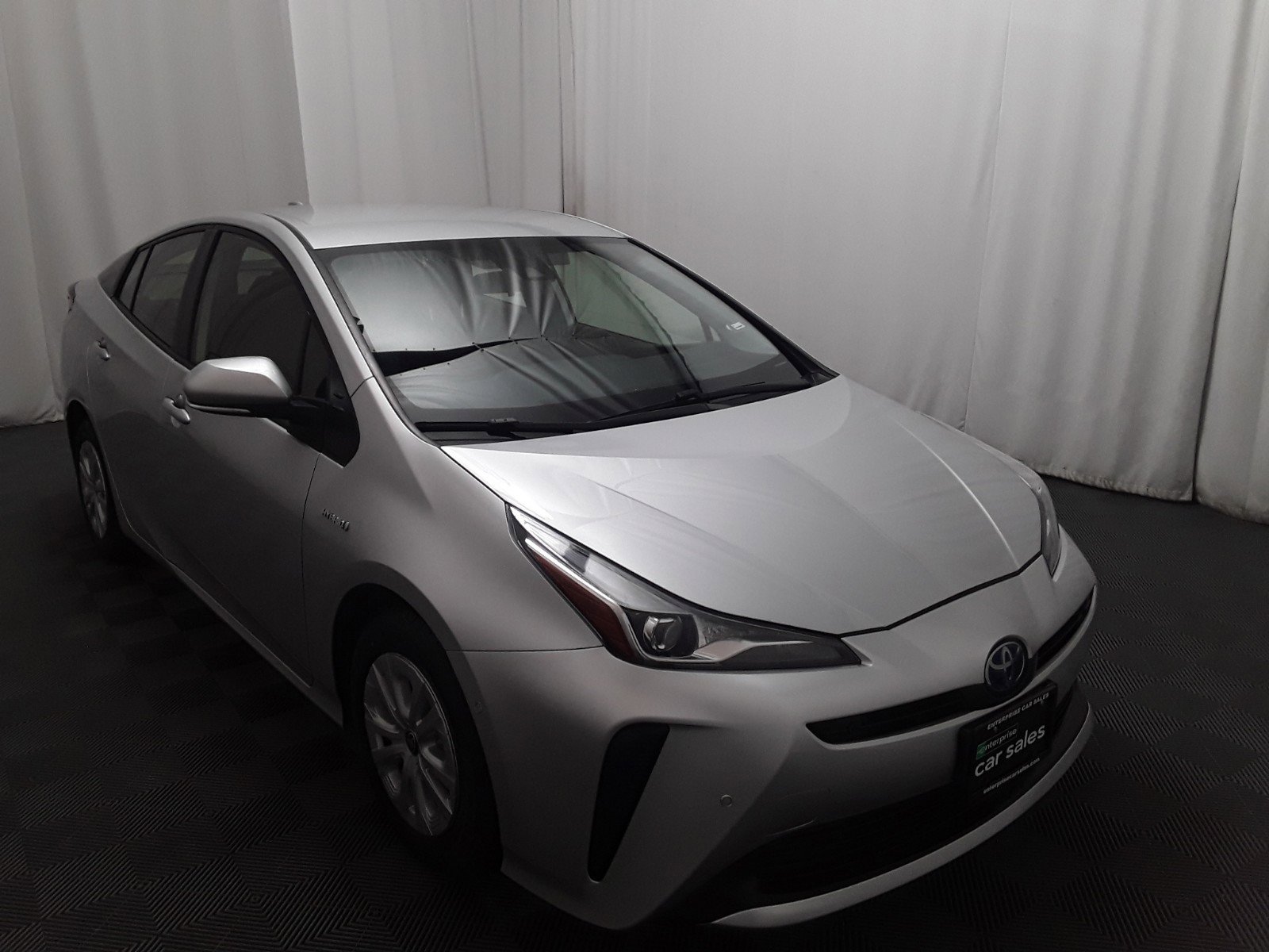 2022 Toyota Prius LE