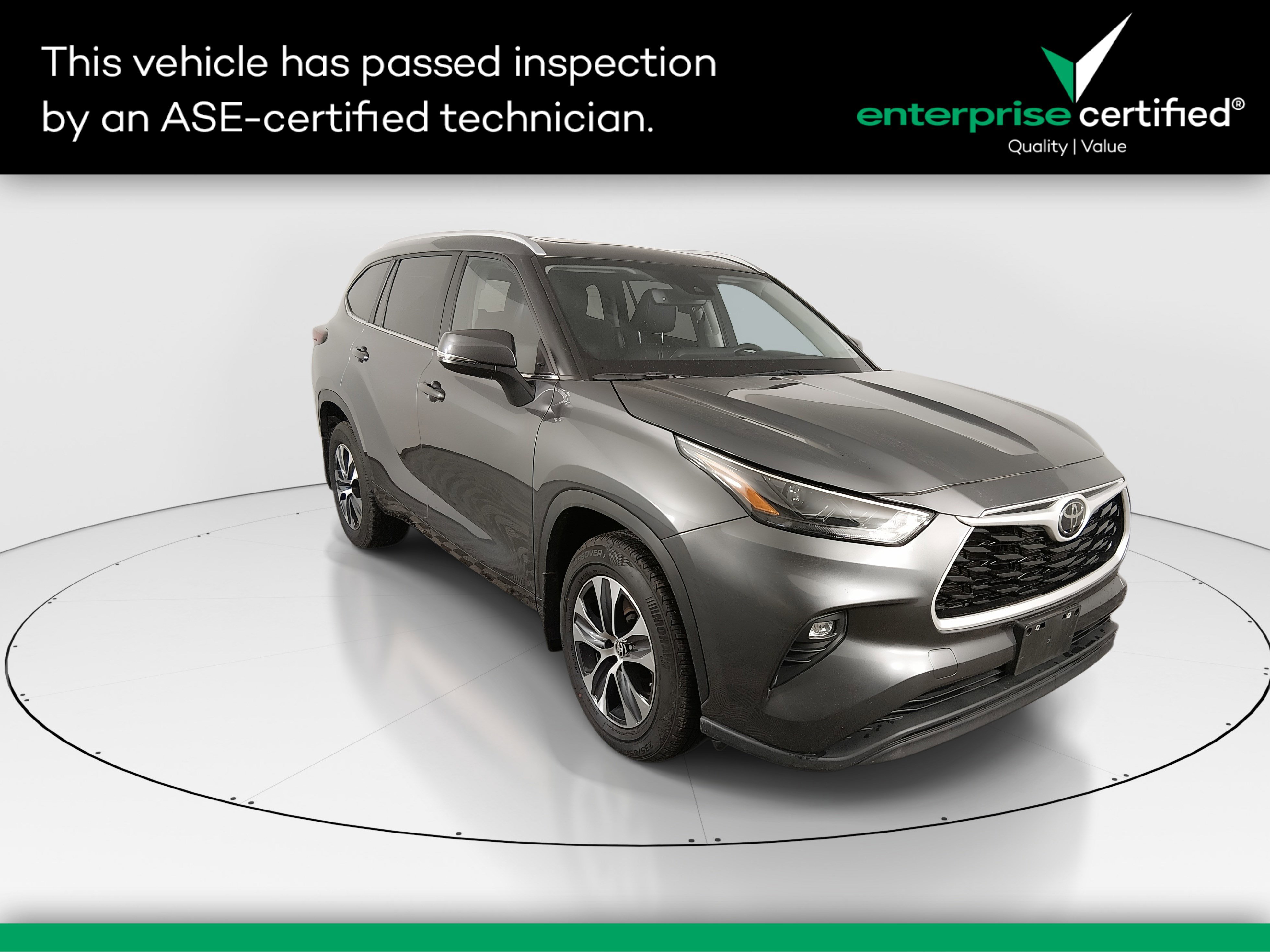 Used 2024 Toyota Highlander XLE AWD