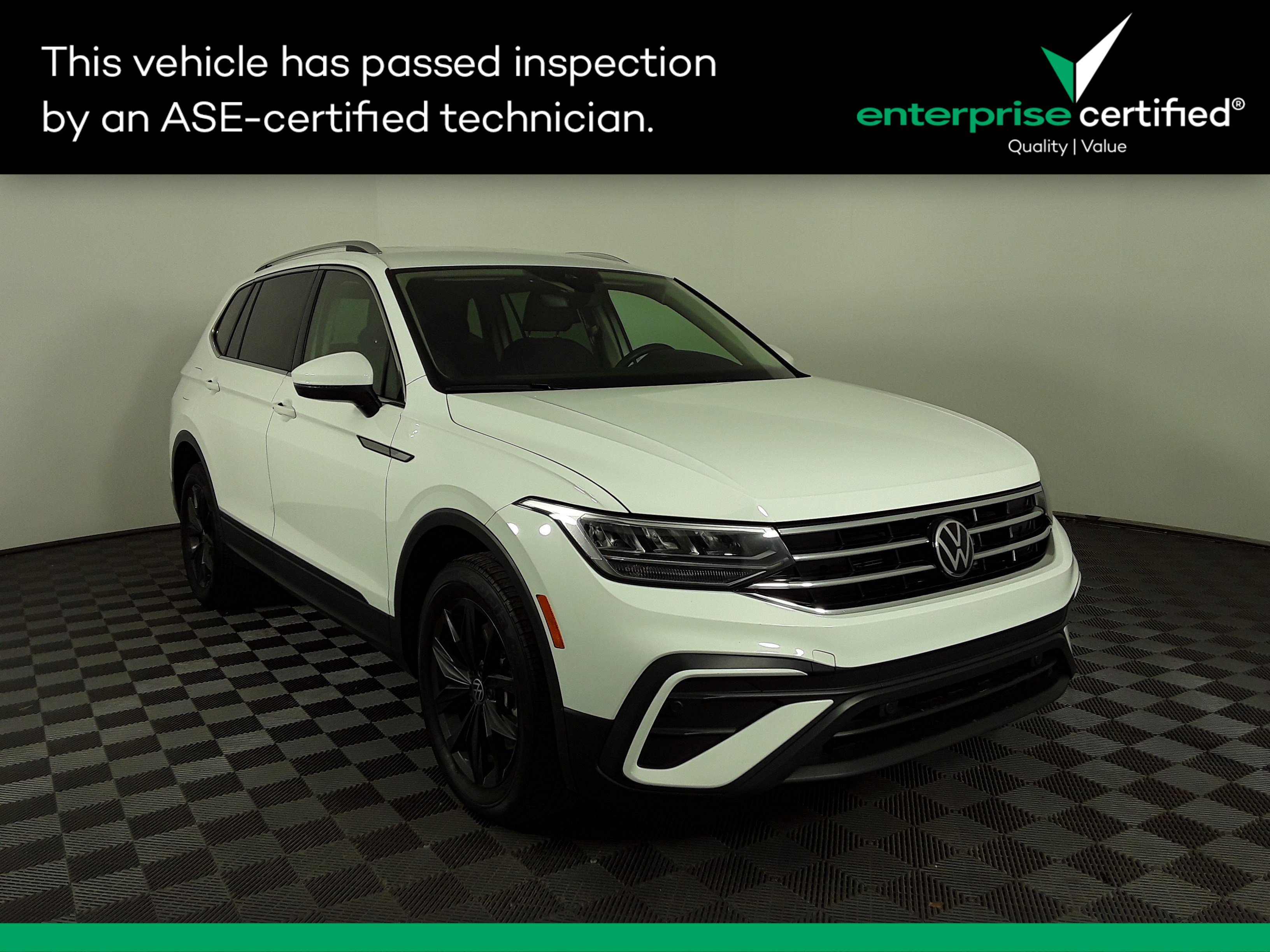 Used 2024 Volkswagen Tiguan 2.0T SE 4MOTION