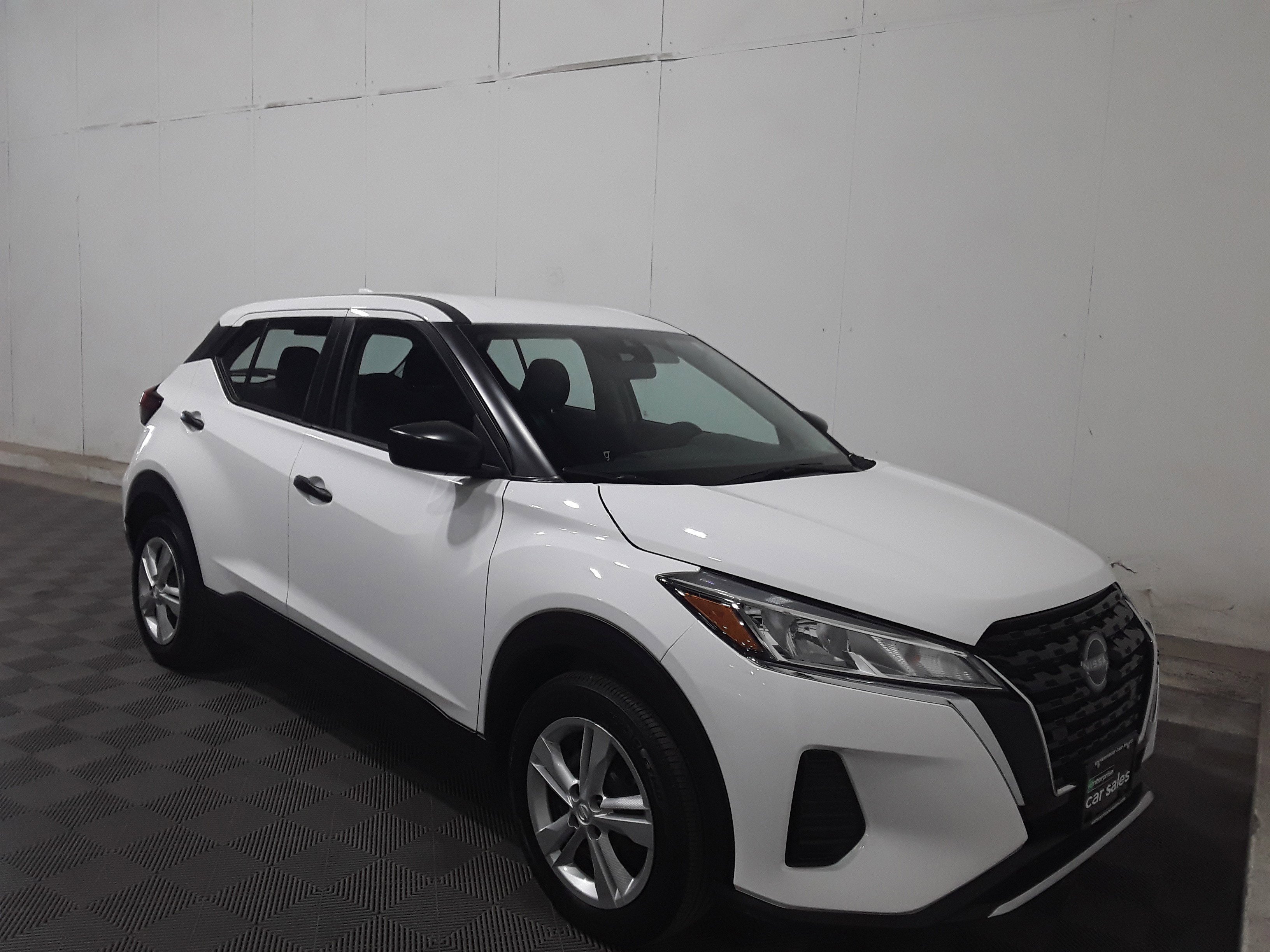2024 Nissan Kicks S FWD