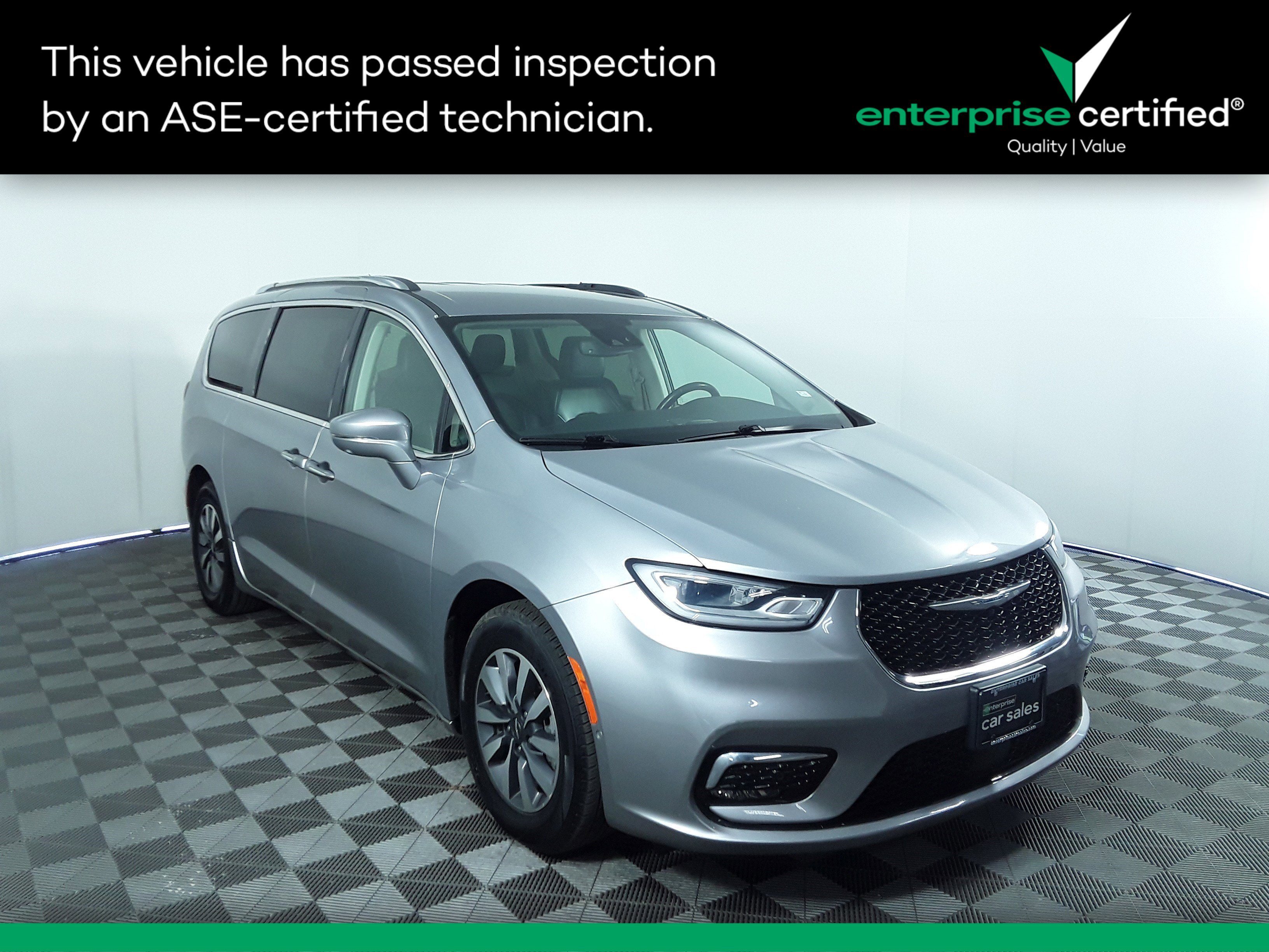 2021 Chrysler Pacifica Hybrid Touring L FWD