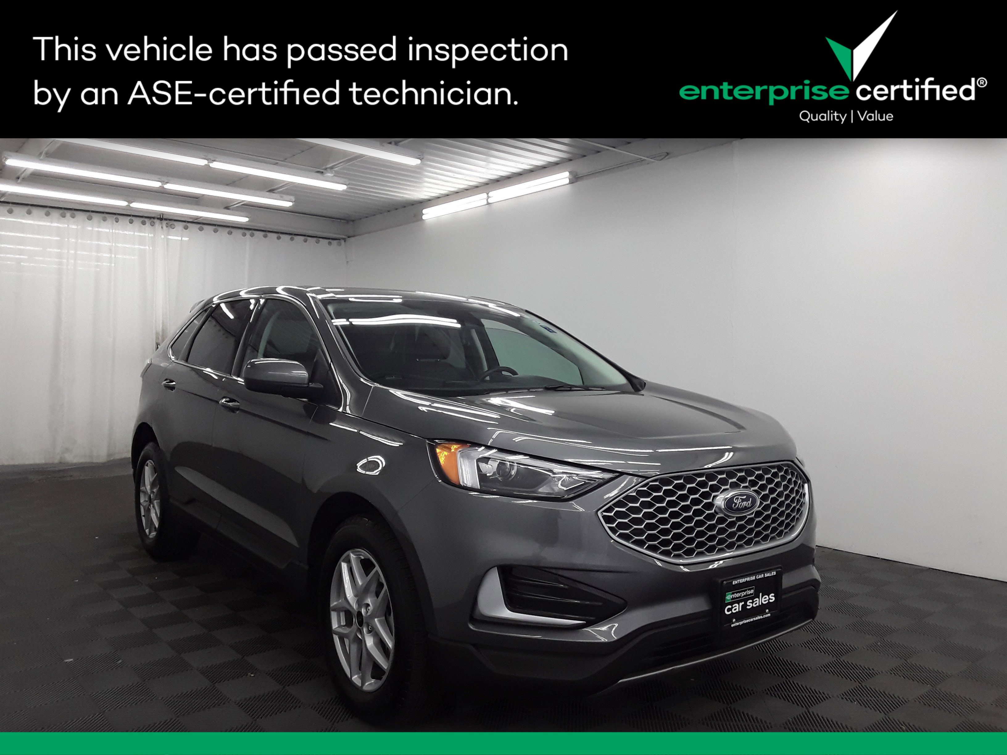 Used 2024 Ford Edge SEL AWD