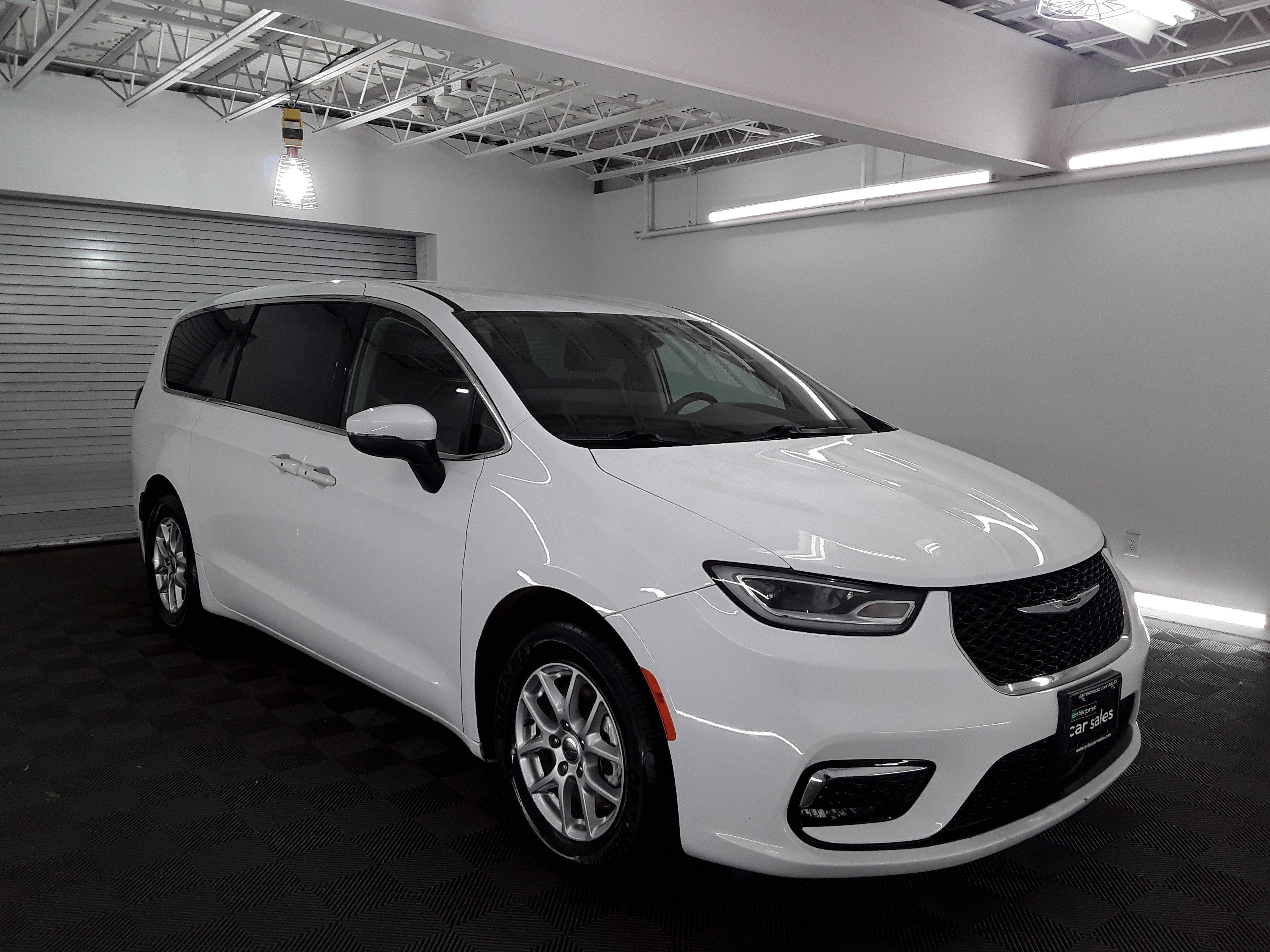 2023 Chrysler Pacifica Touring L FWD