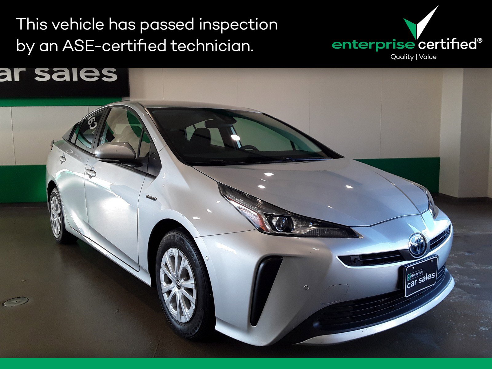 Used 2022 Toyota Prius LE