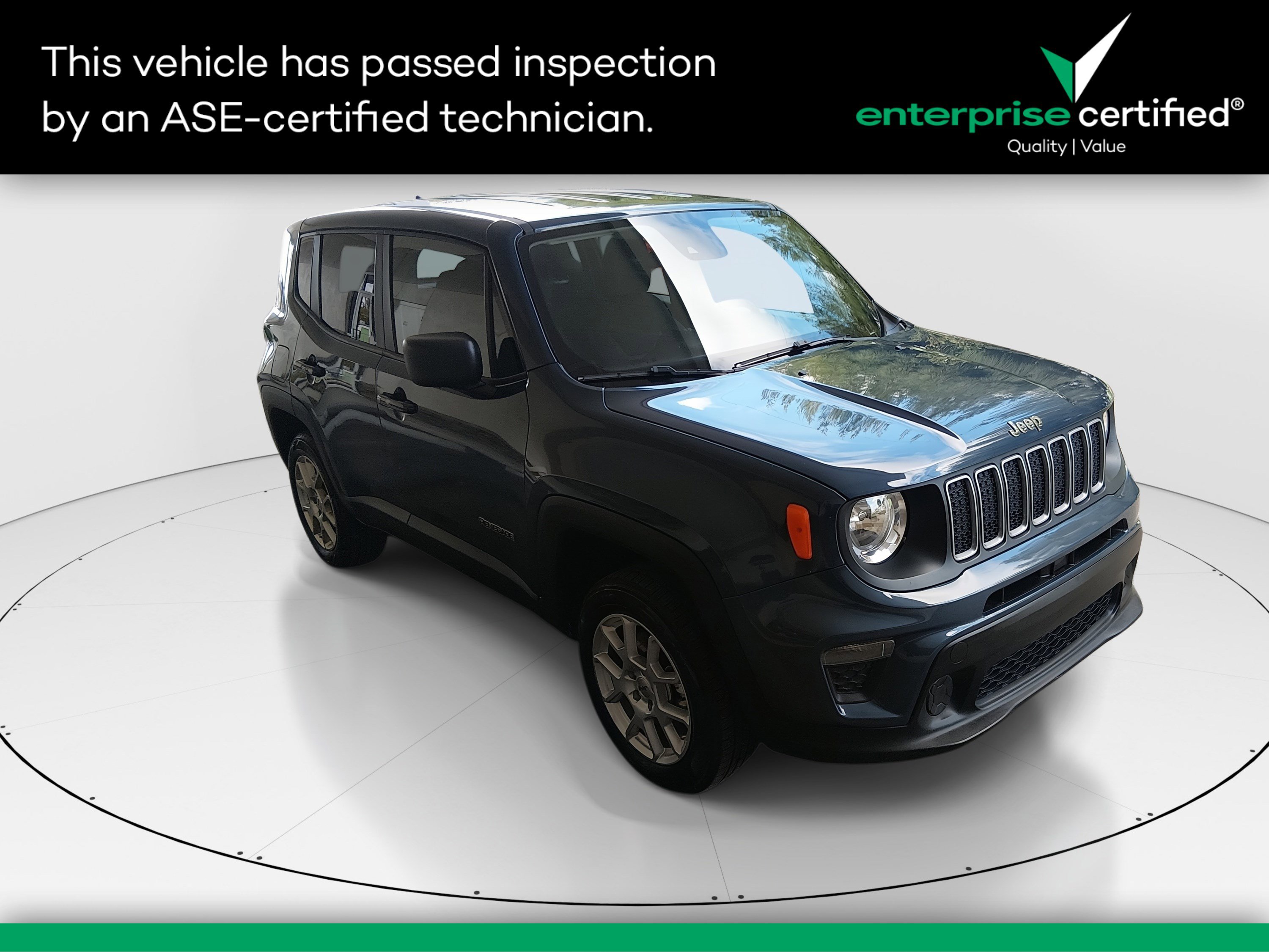 2023 Jeep Renegade Latitude's photo