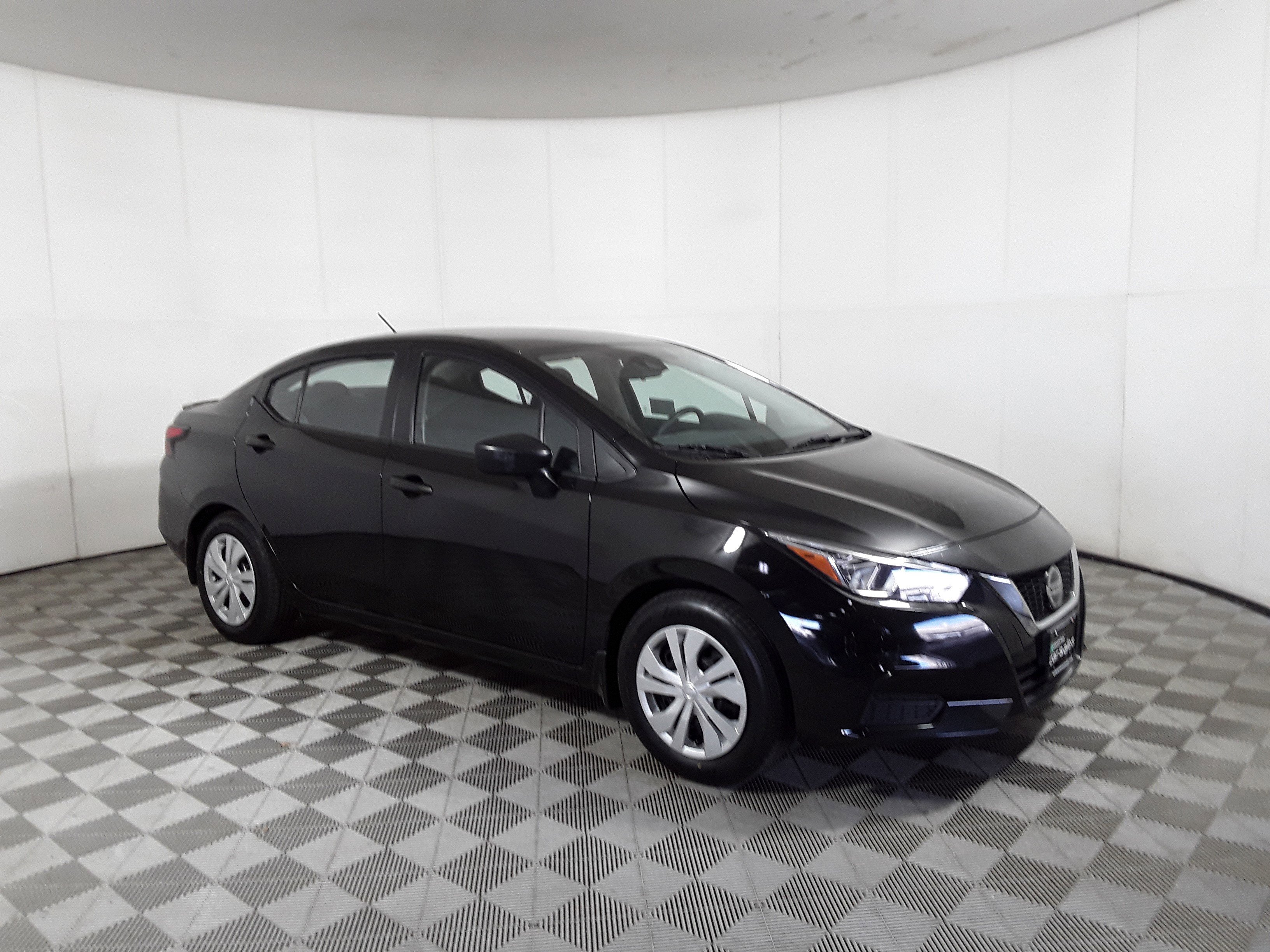 Used 2022 Nissan Versa S CVT