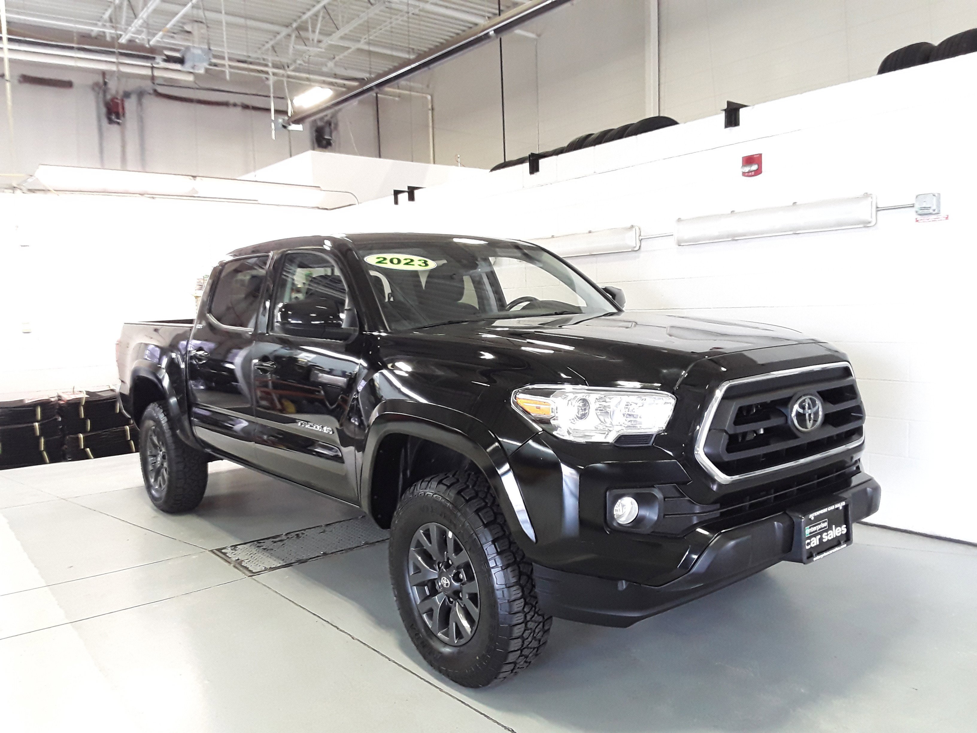 2023 Toyota Tacoma 4WD SR5 Double Cab 5' Bed V6 AT