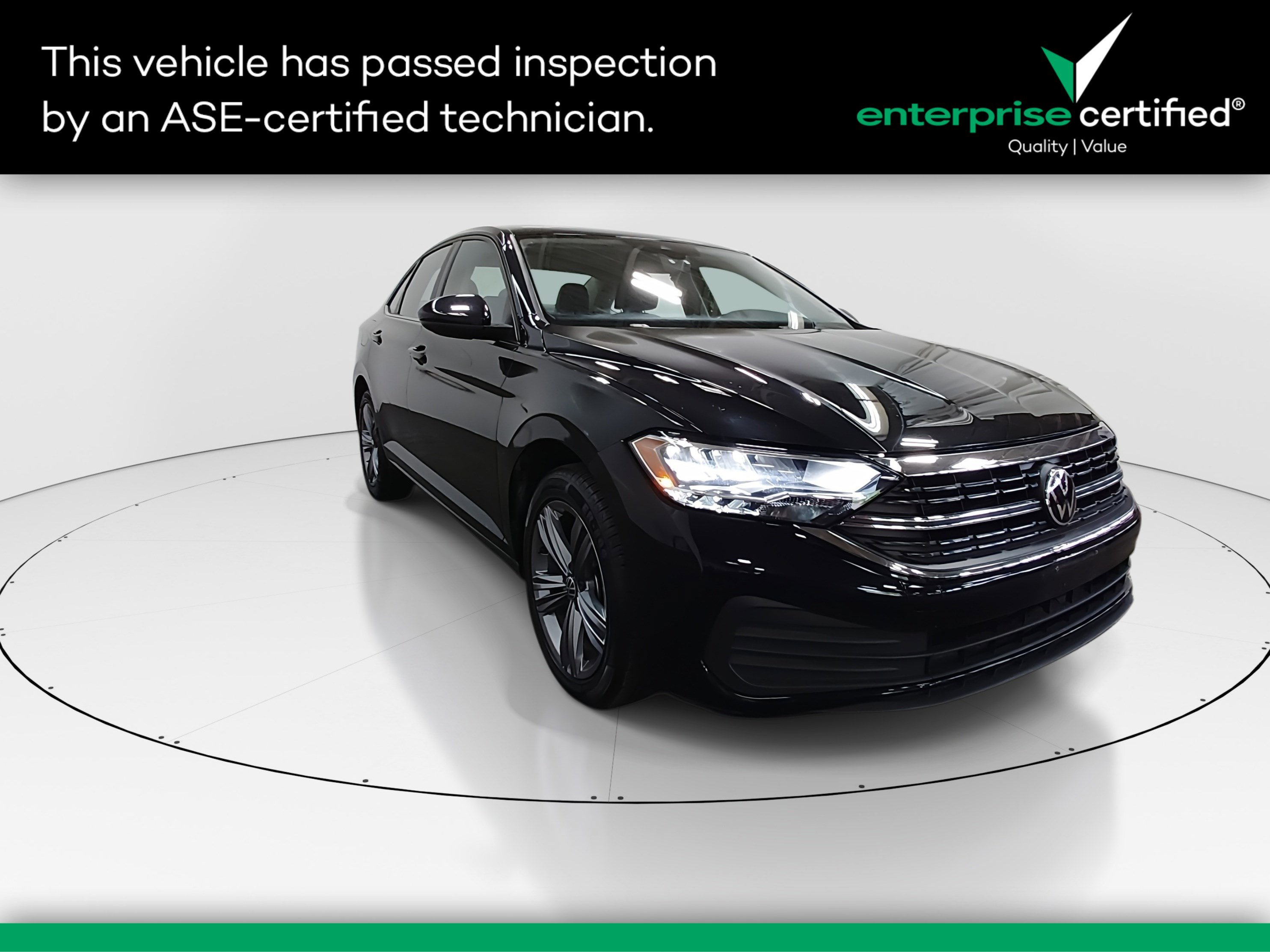 Used 2024 Volkswagen Jetta SE Auto