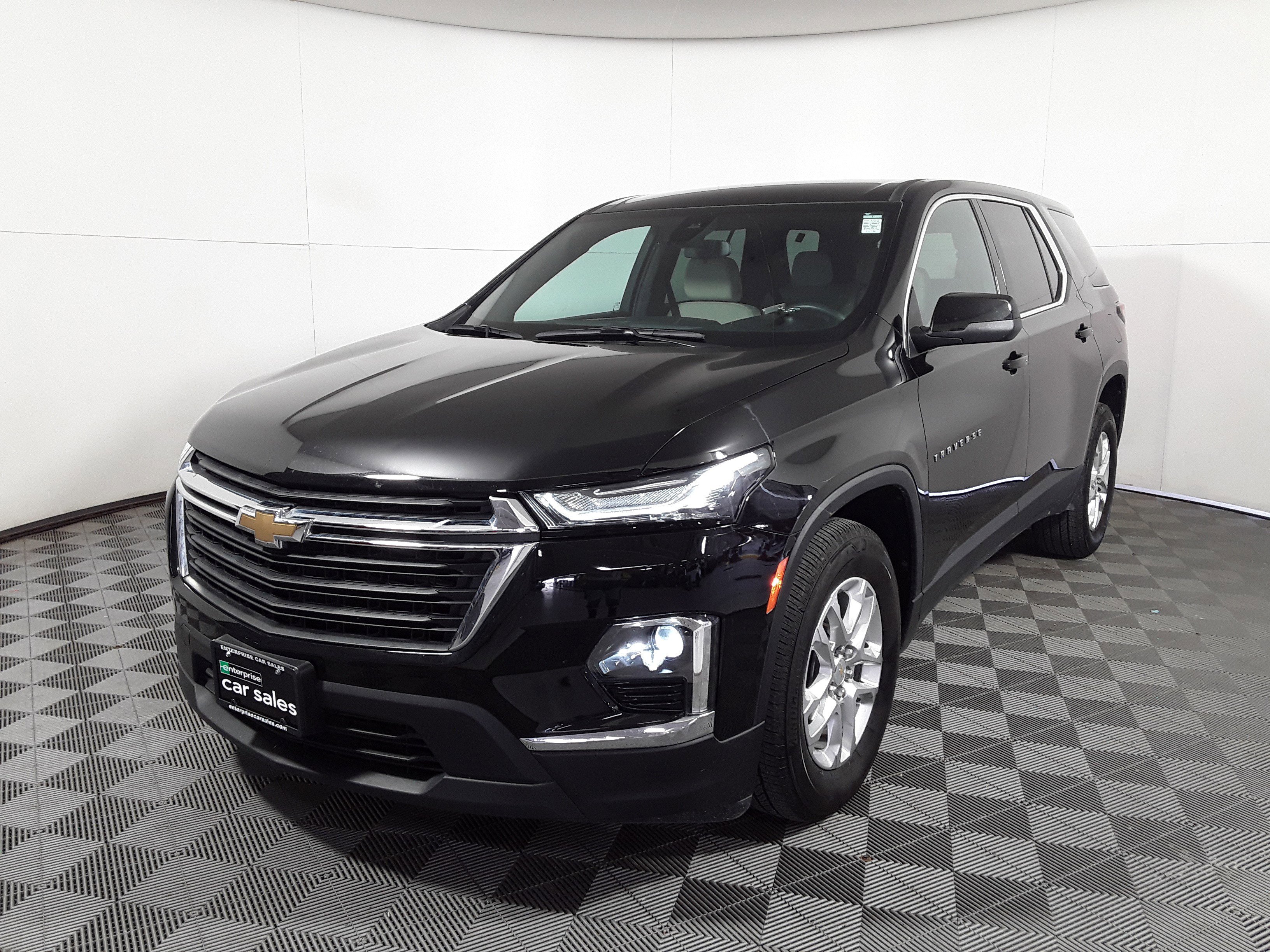 Image of Used 2023 Chevrolet Traverse AWD 4dr LS w/1LS