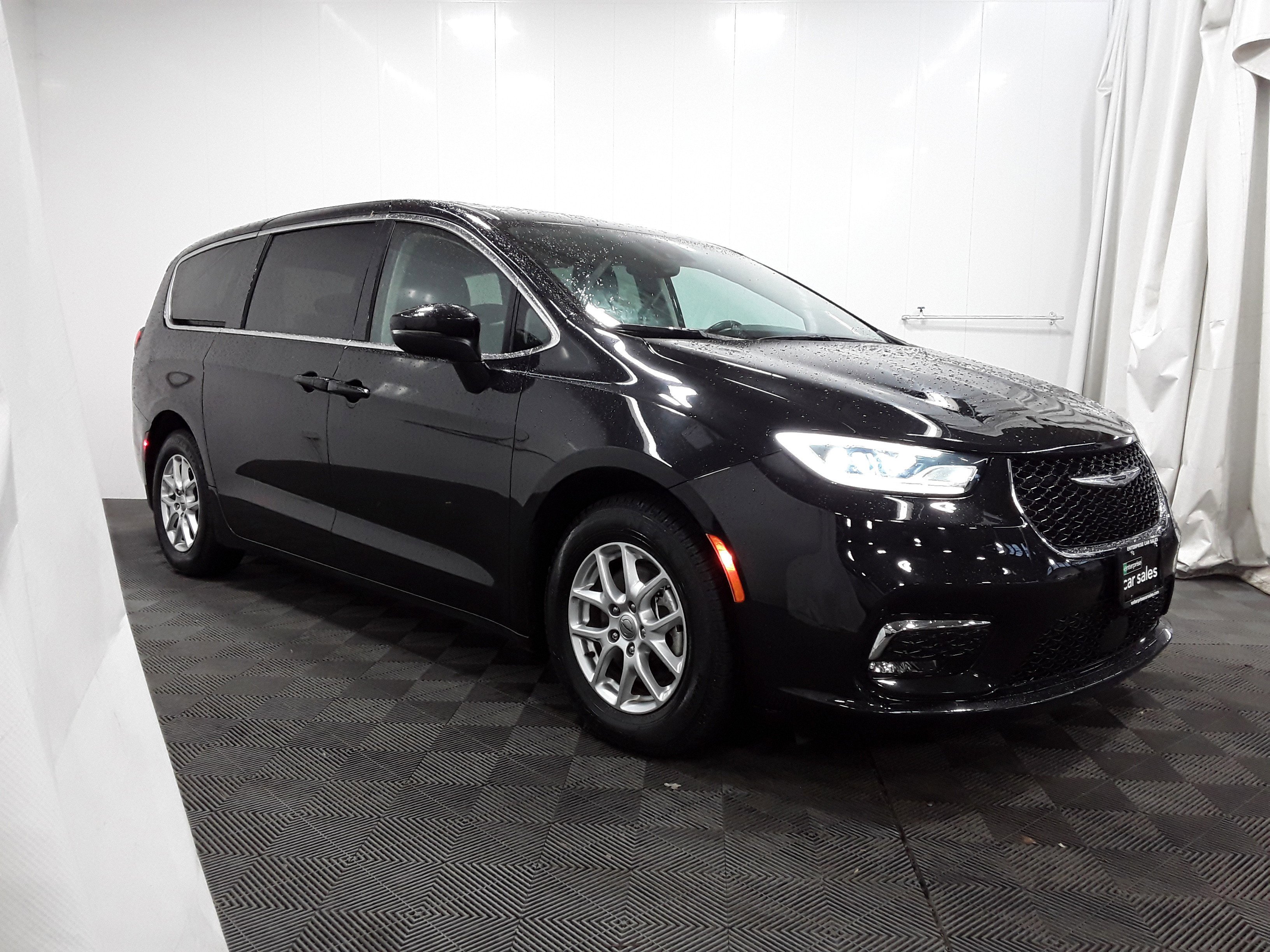2023 Chrysler Pacifica Touring L FWD