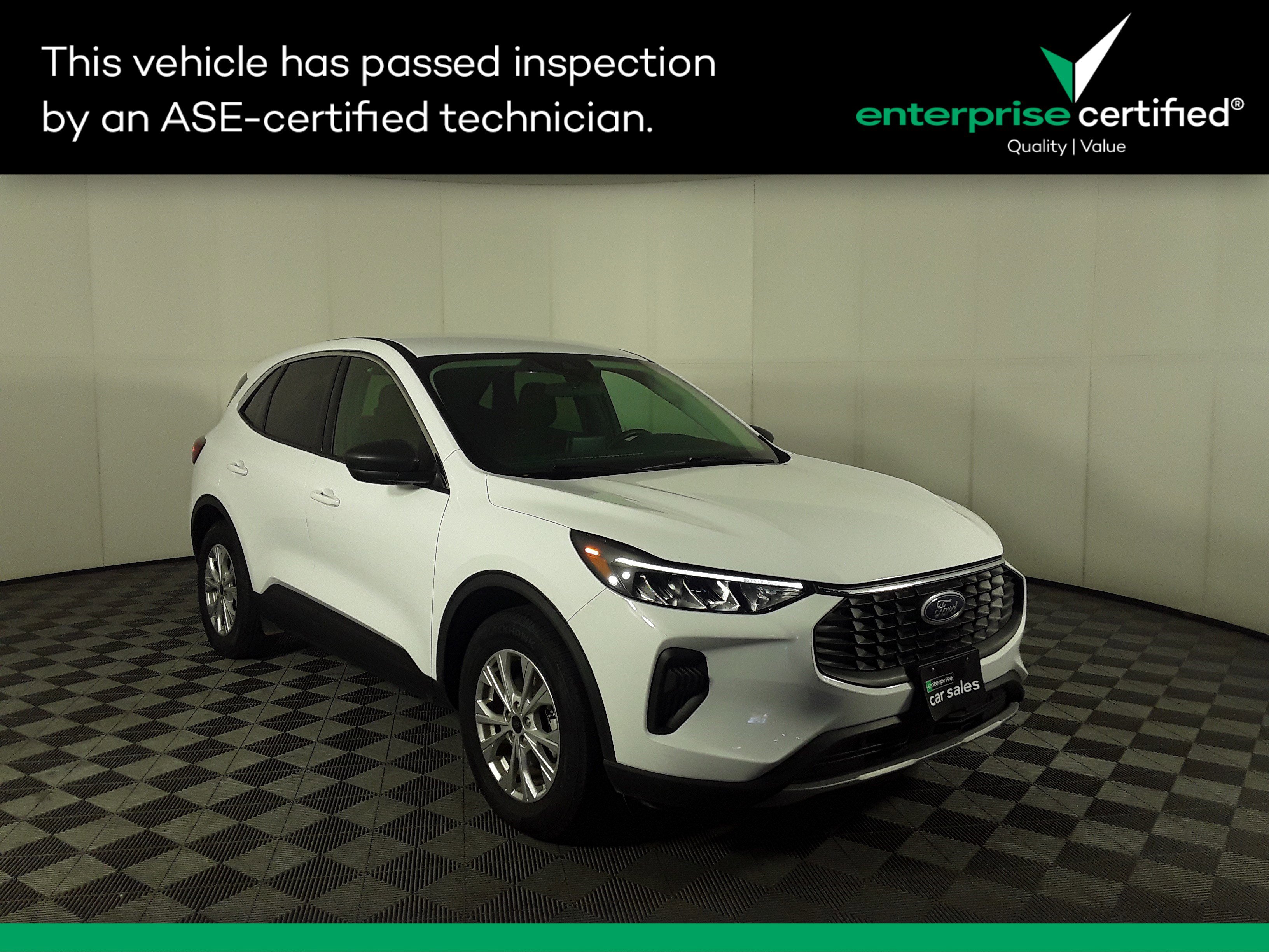 Used 2024 Ford Escape Active FWD