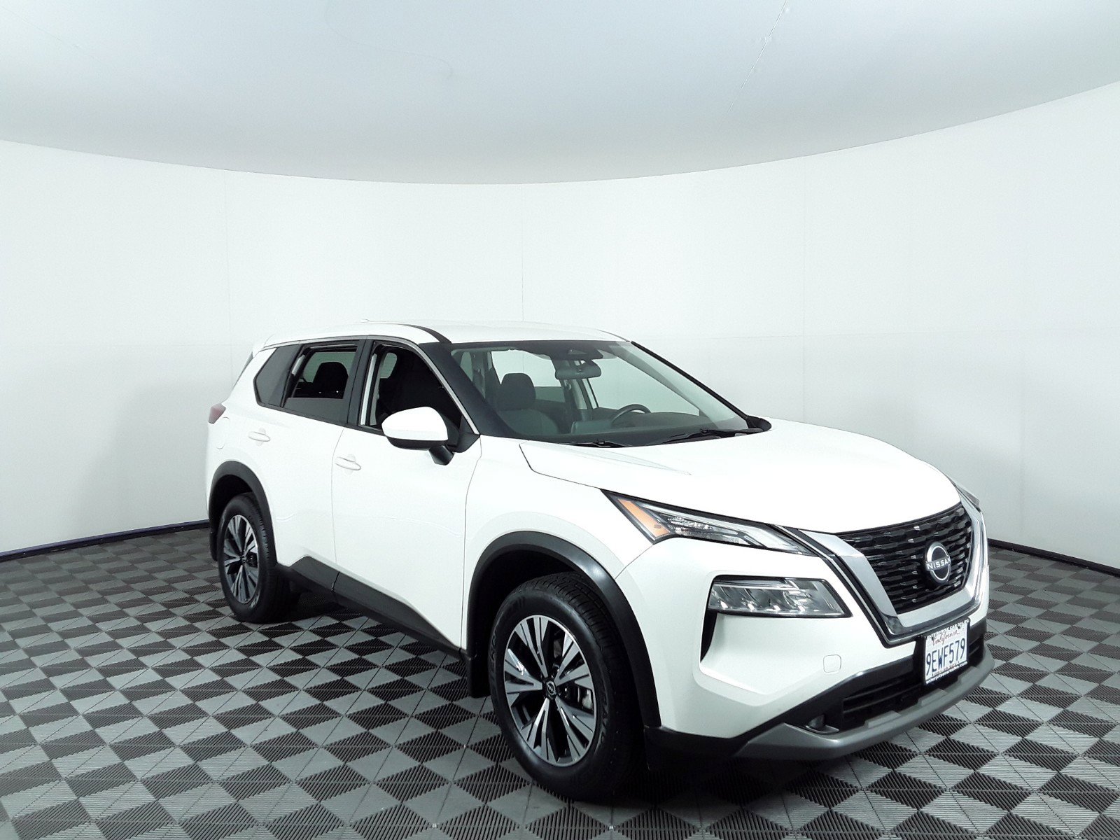 2023 Nissan Rogue FWD SV