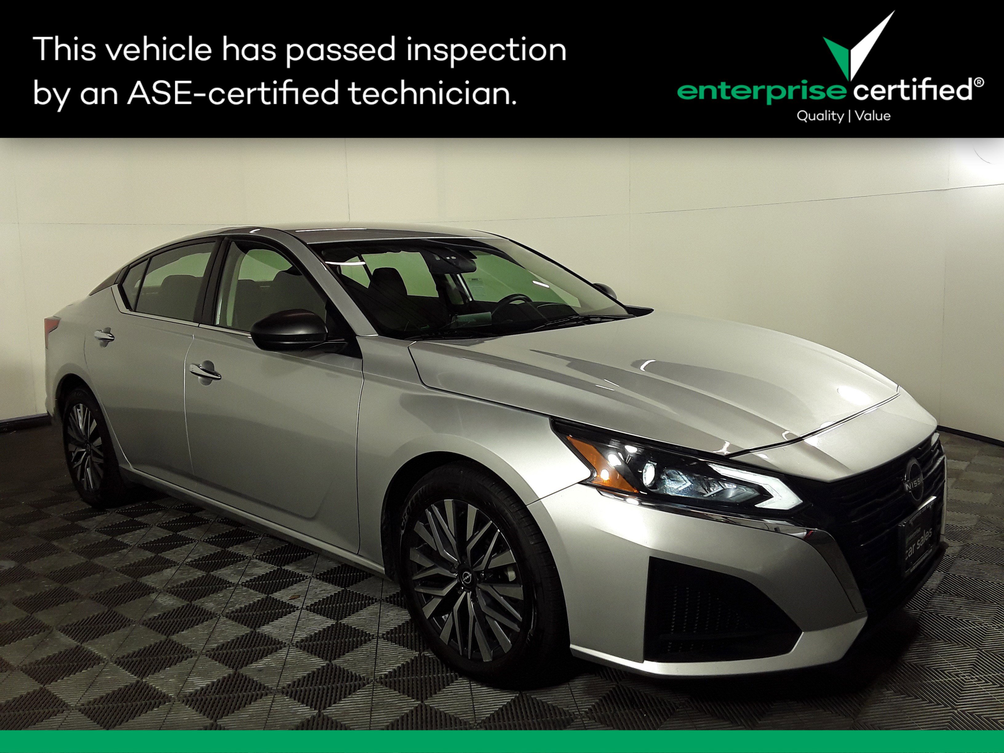 Used 2024 Nissan Altima 2.5 SV Sedan