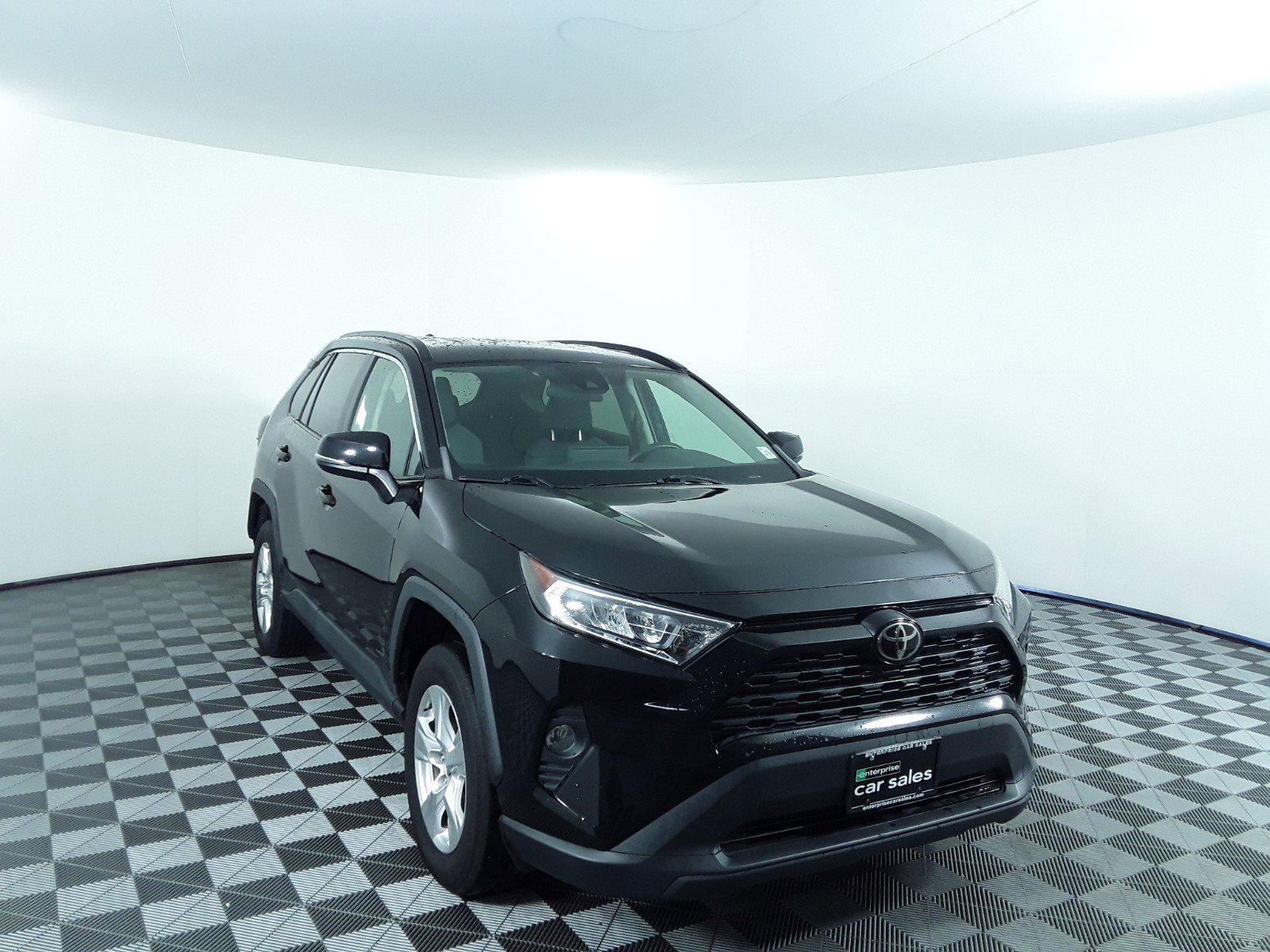 2021 Toyota RAV4 XLE FWD