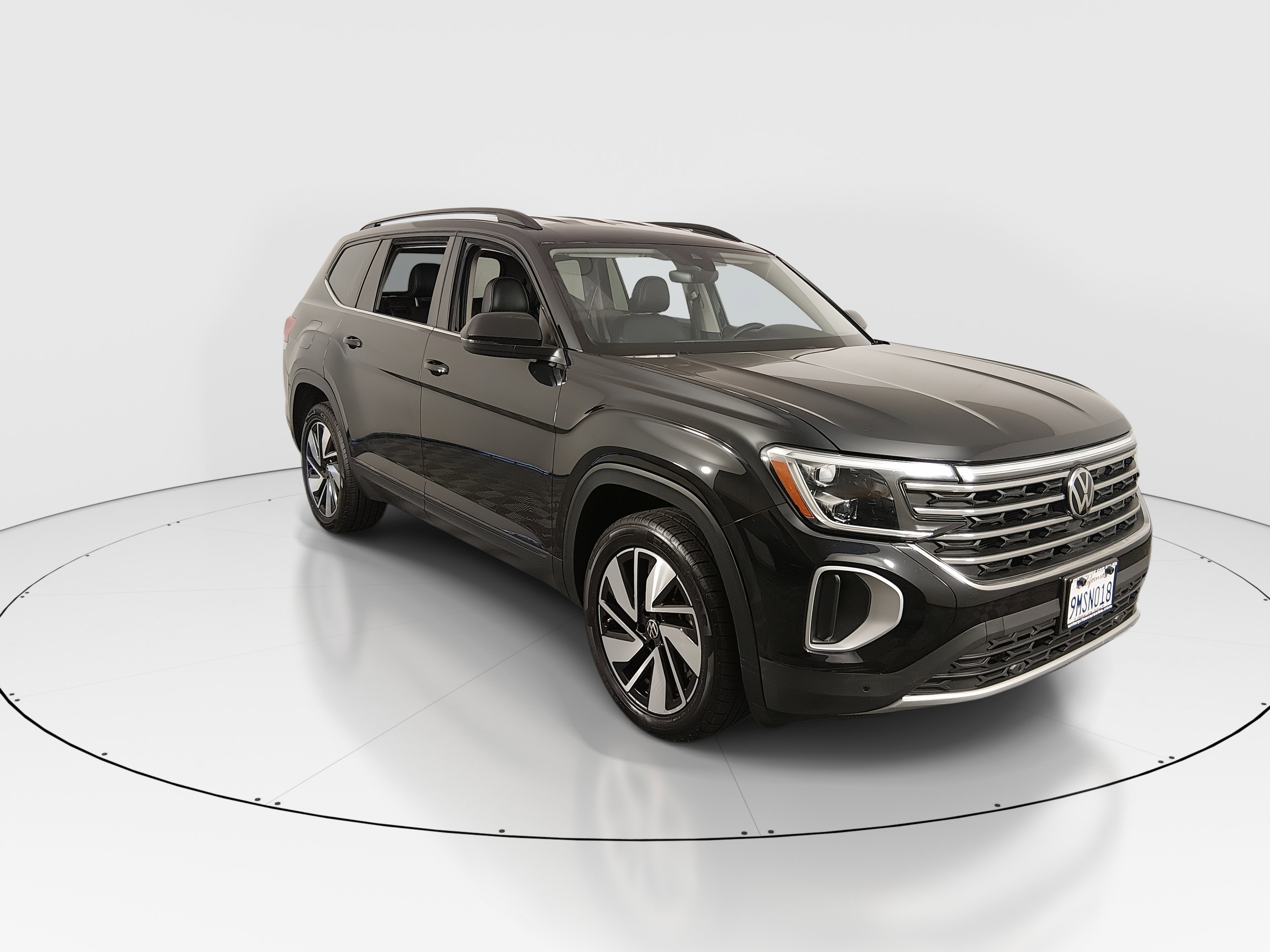 Used 2024 Volkswagen Atlas 2.0T SE w/Technology 4MOTION