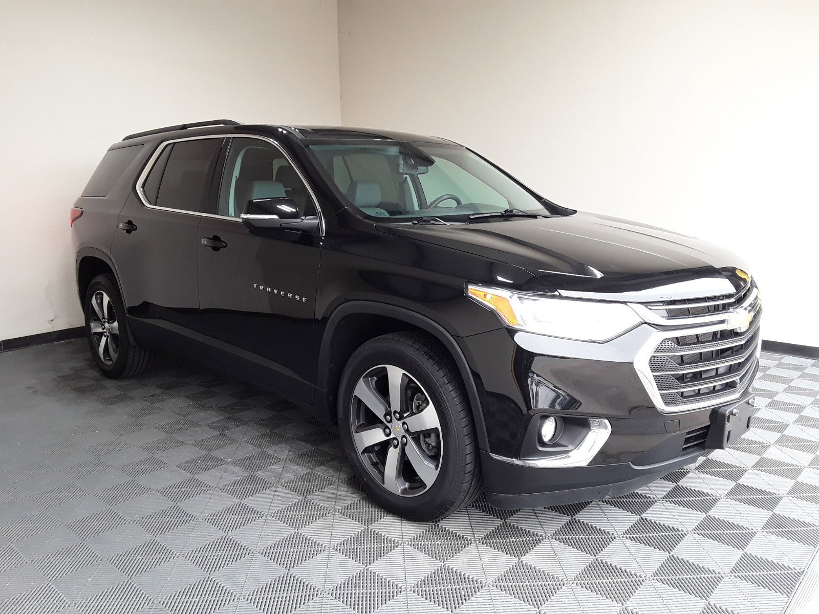 2021 Chevrolet Traverse LT Leather AWD 4dr