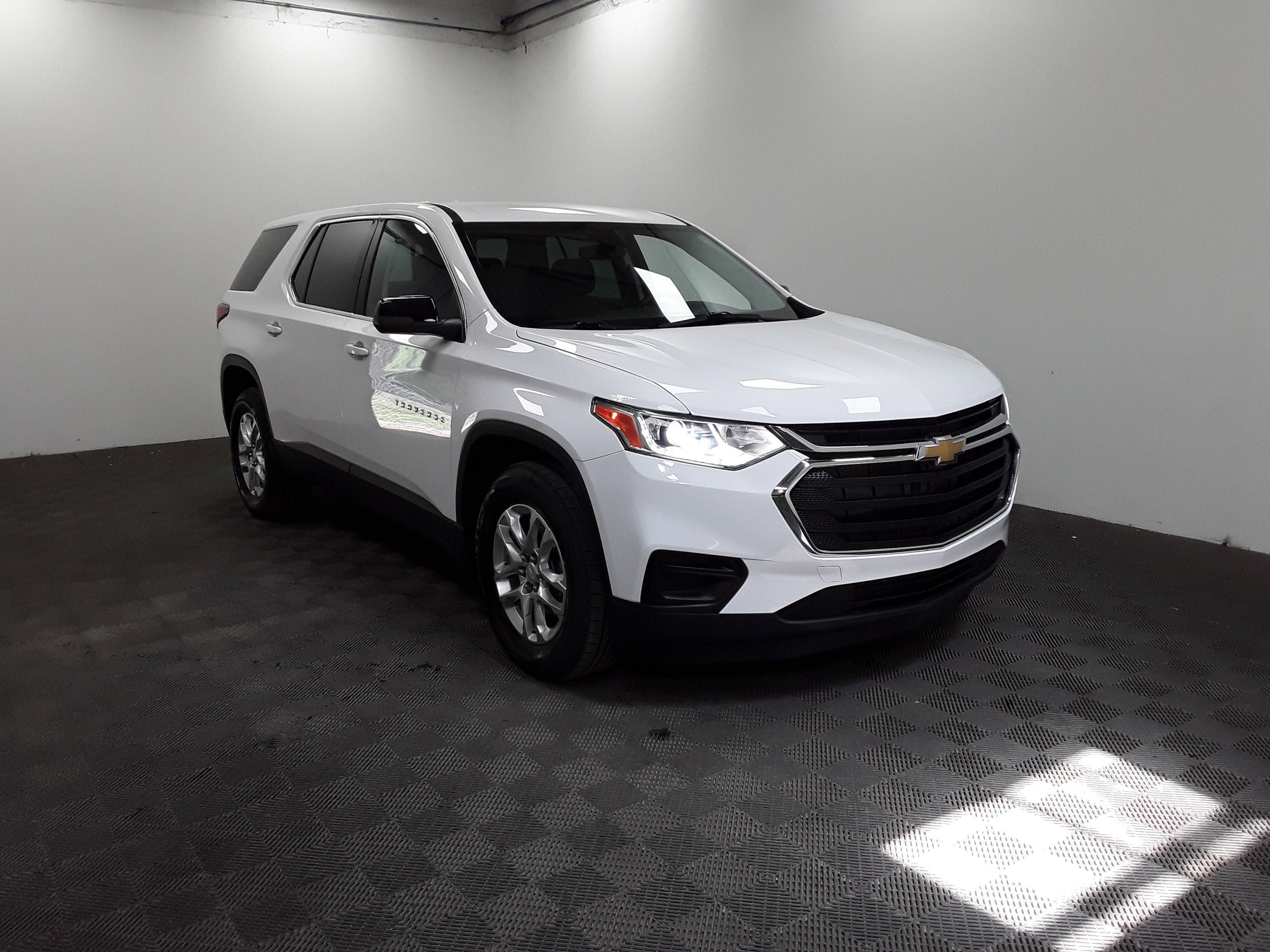2021 Chevrolet Traverse FWD 4dr LS w/1LS