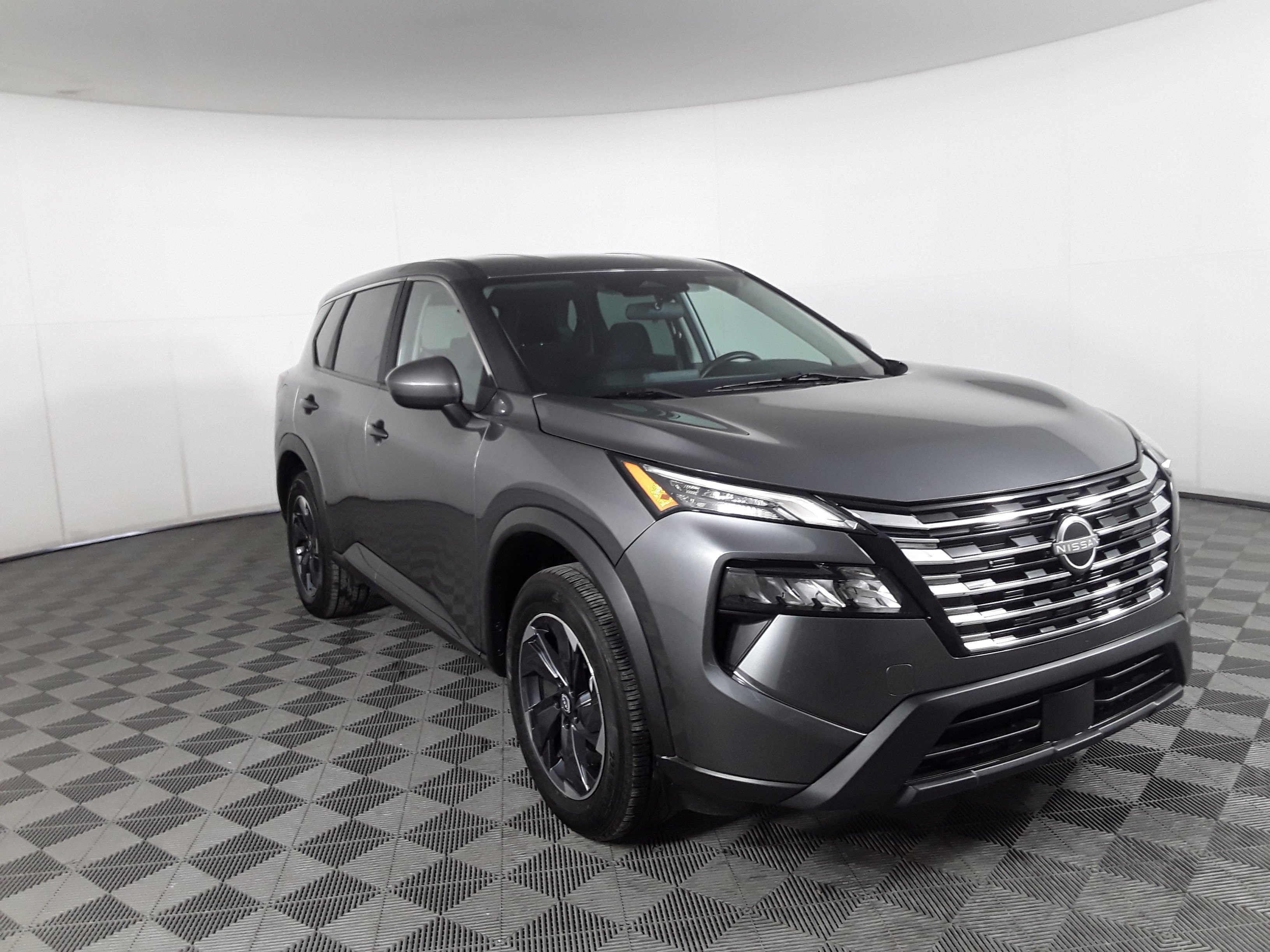2024 Nissan Rogue FWD SV