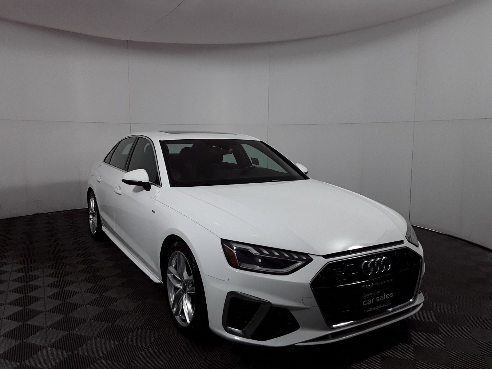 2022 Audi A4 Sedan S line Premium Plus 45 TFSI quattro