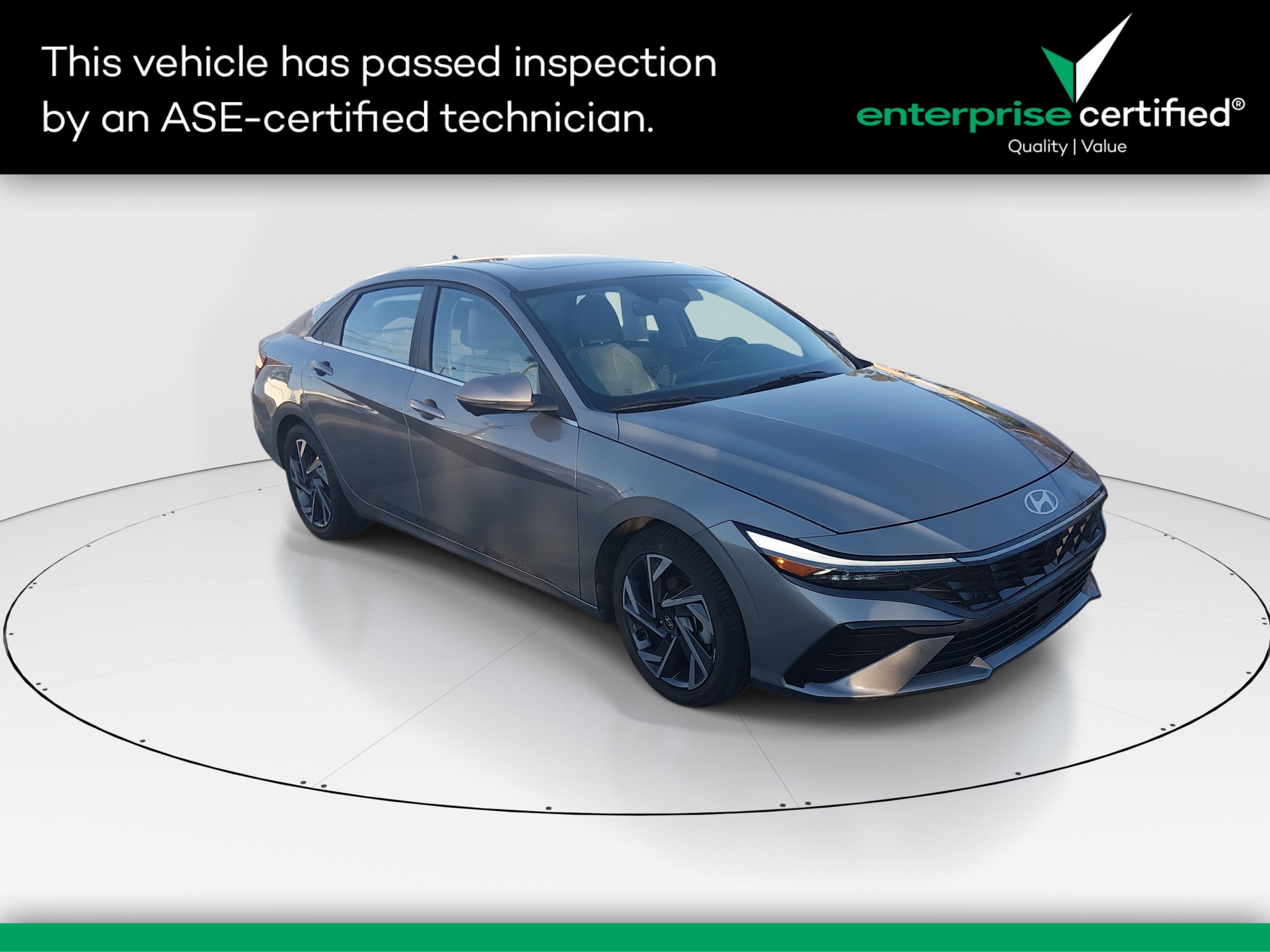 2024 Hyundai Elantra Limited's photo