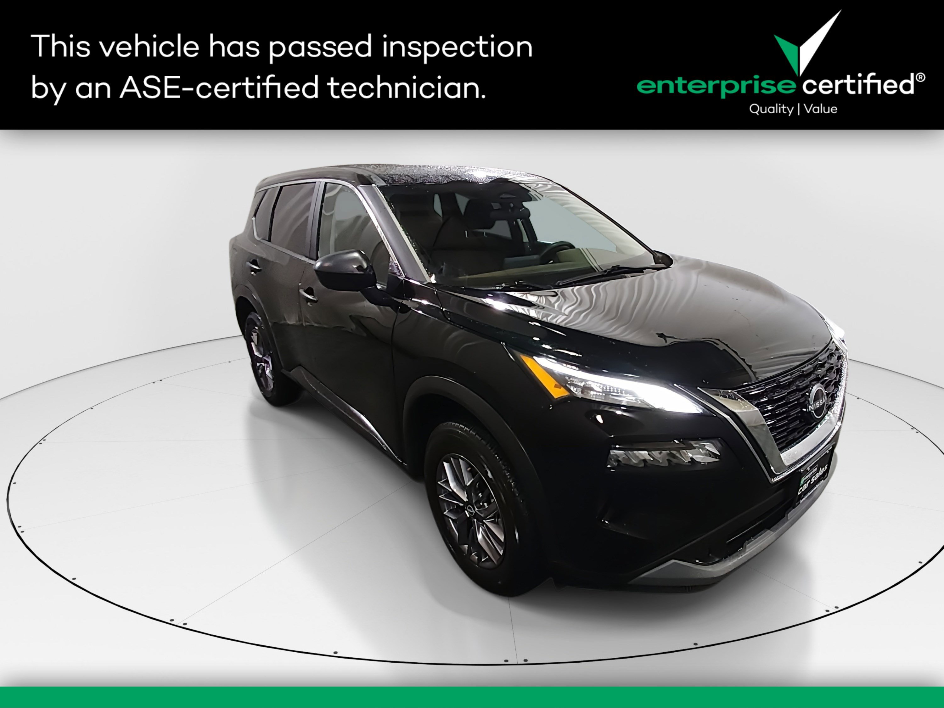 2023 Nissan Rogue S's photo