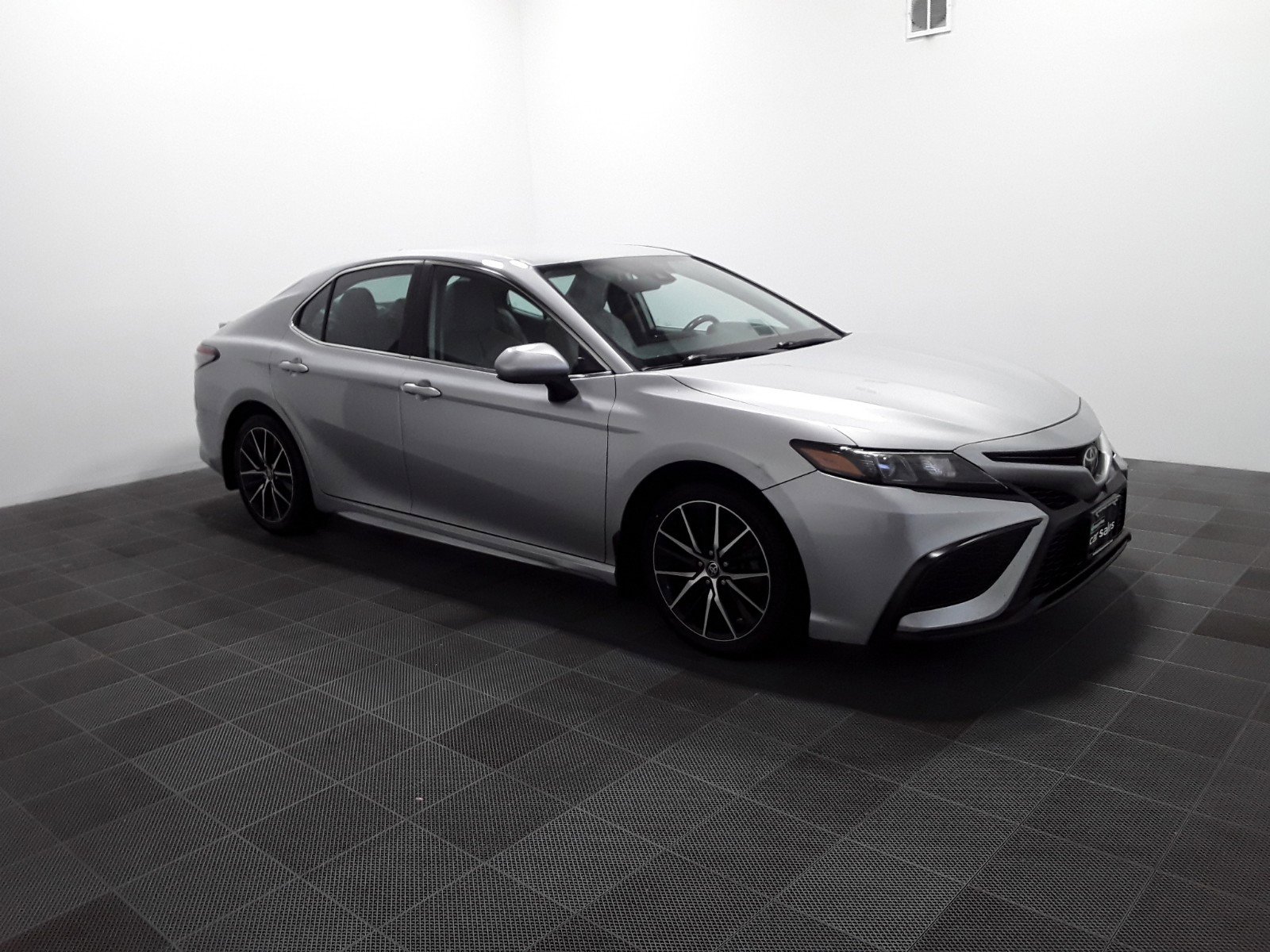 2021 Toyota Camry SE Auto AWD