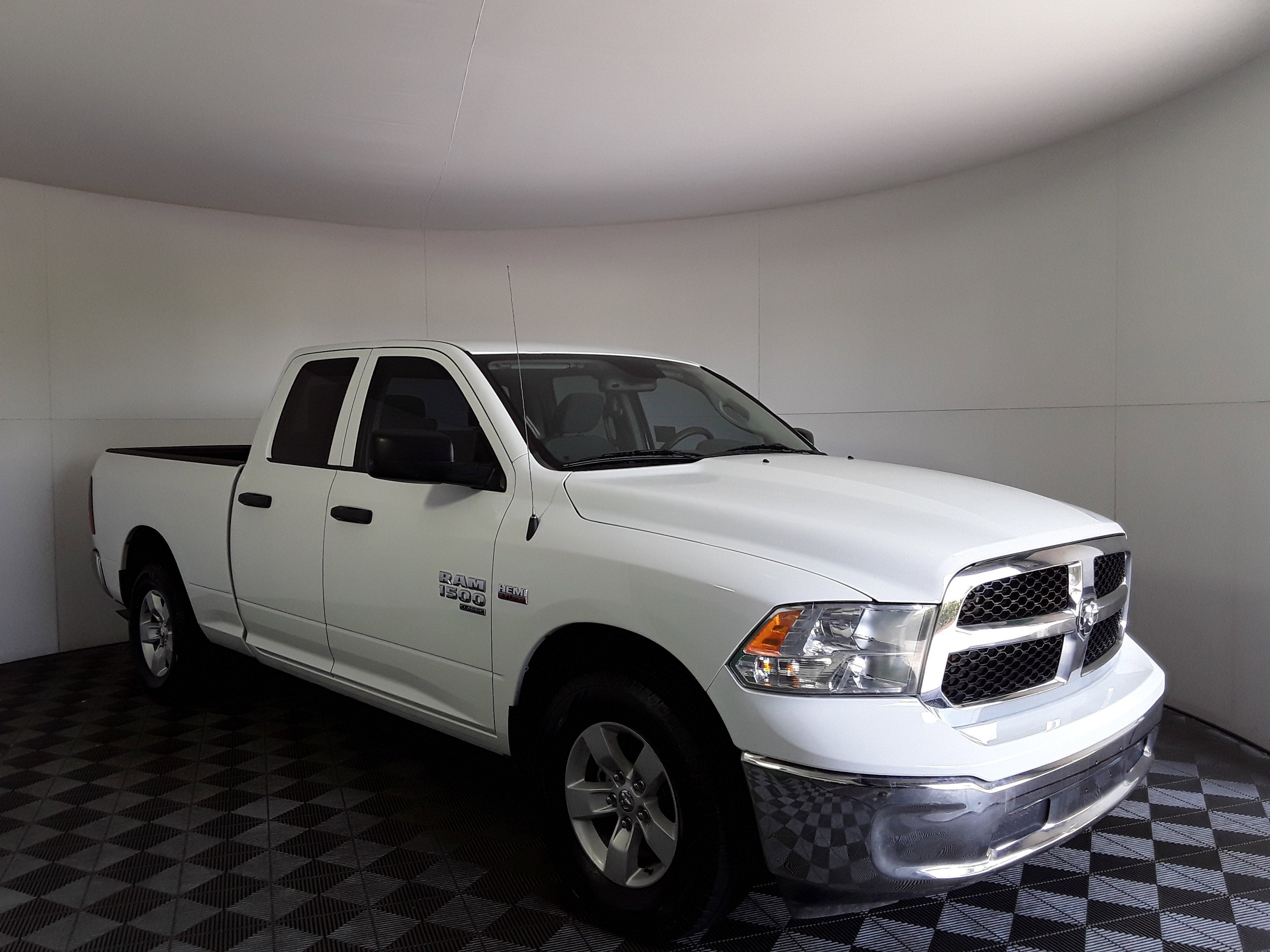 2019 Ram 1500 Classic Tradesman 4x2 Quad Cab 6'4