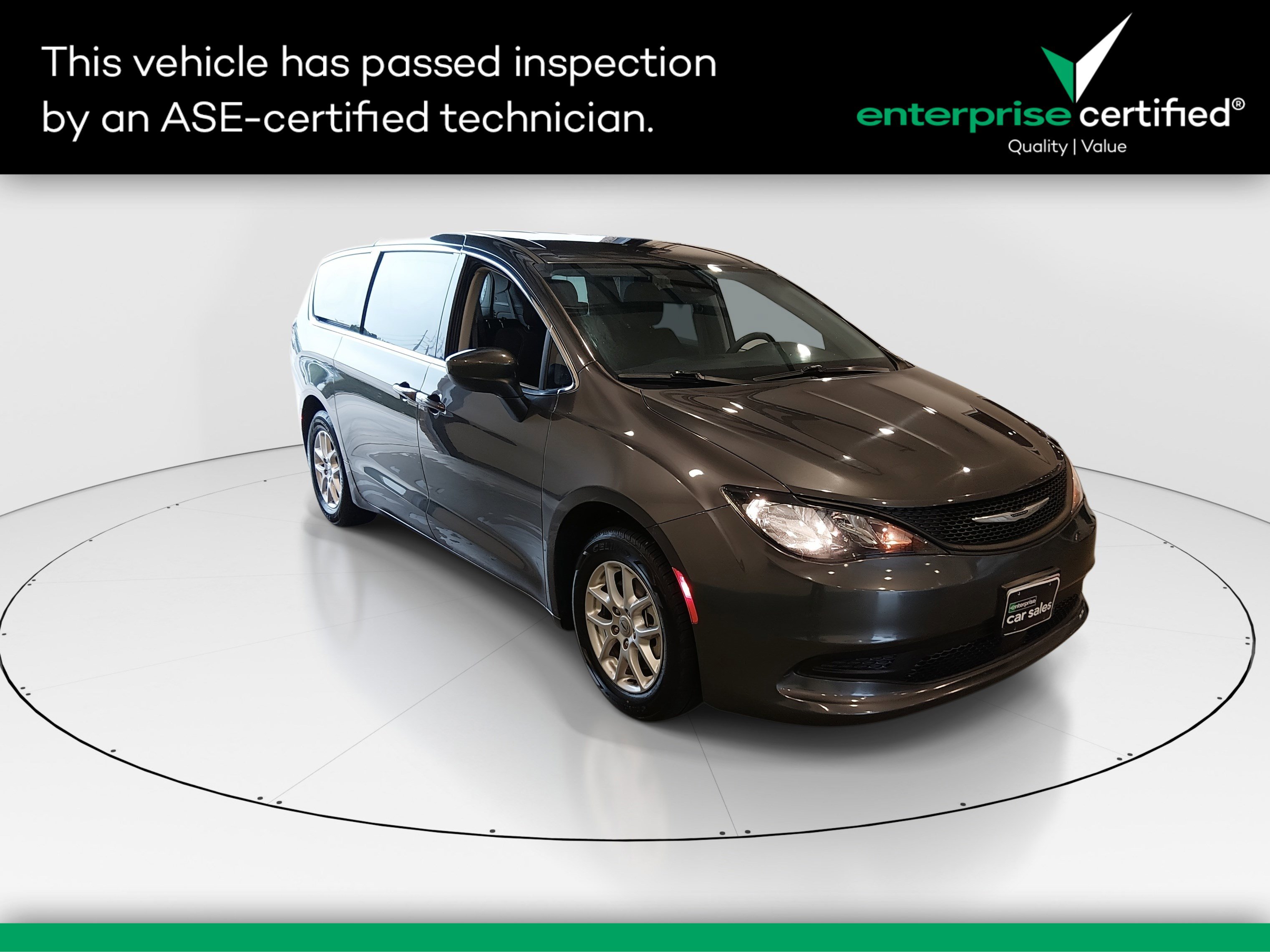 Used 2023 Chrysler Voyager LX