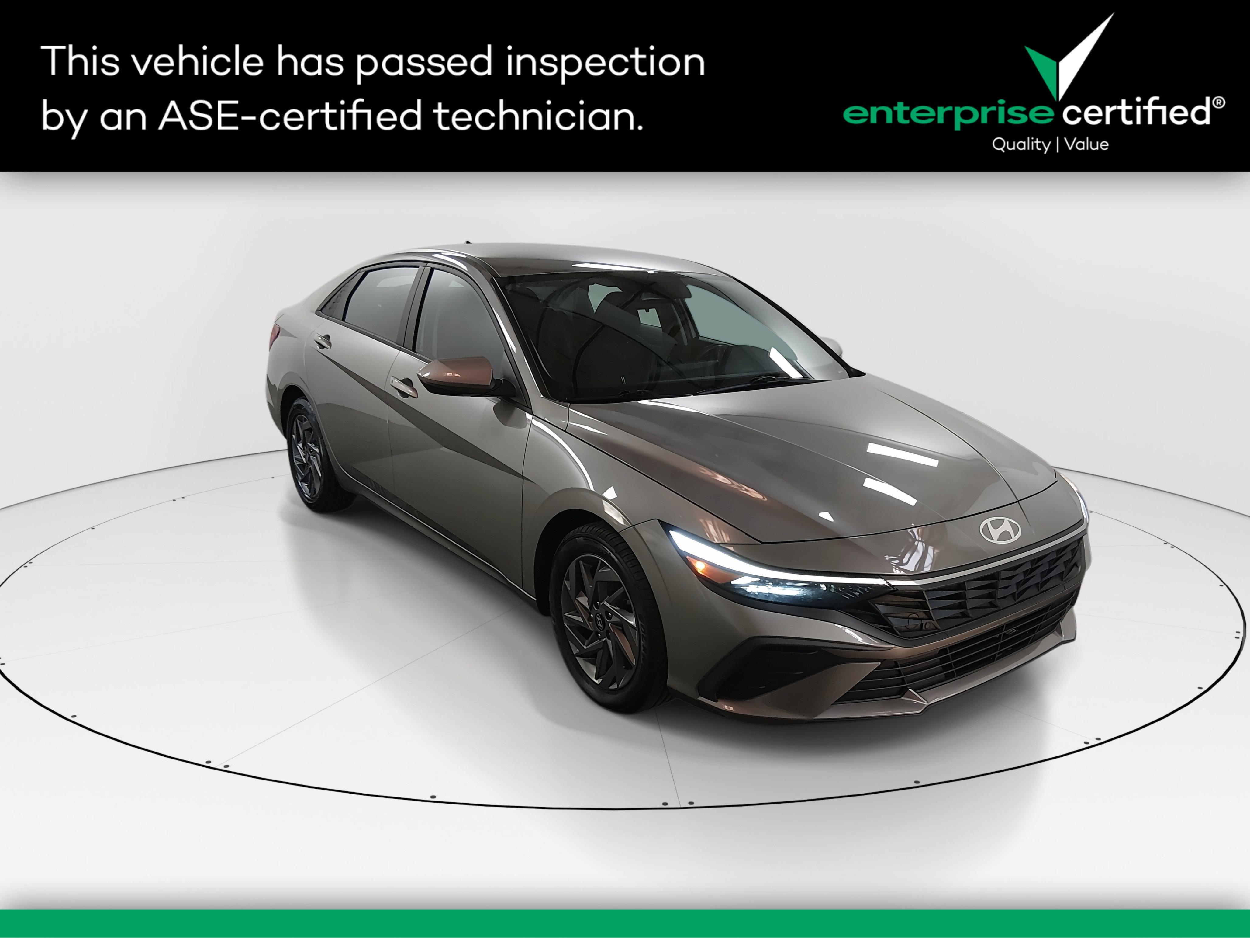 Used 2024 Hyundai Elantra SEL IVT