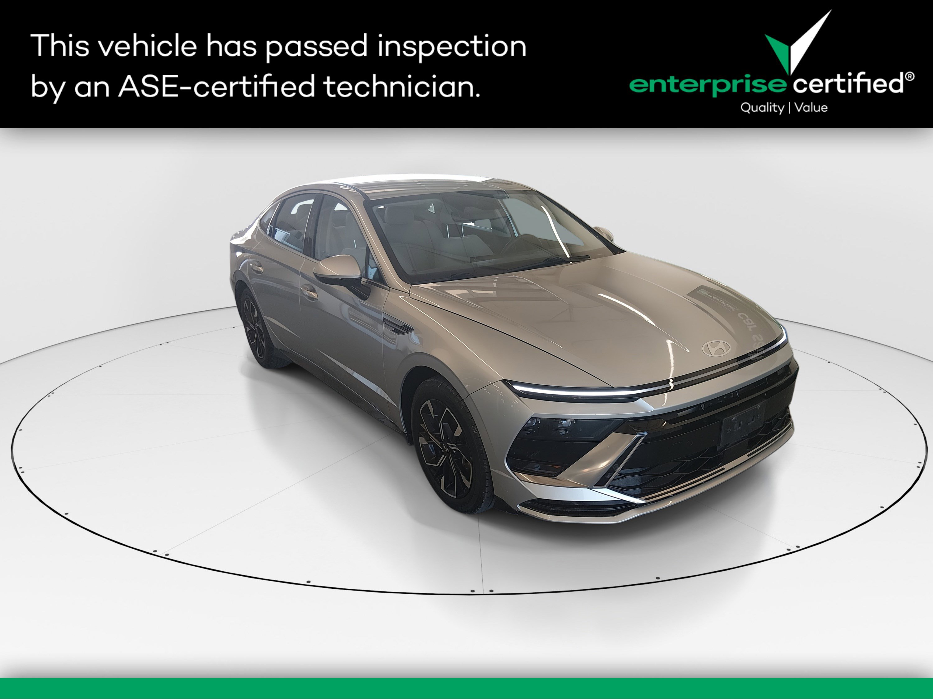 2025 Hyundai Sonata SEL's photo