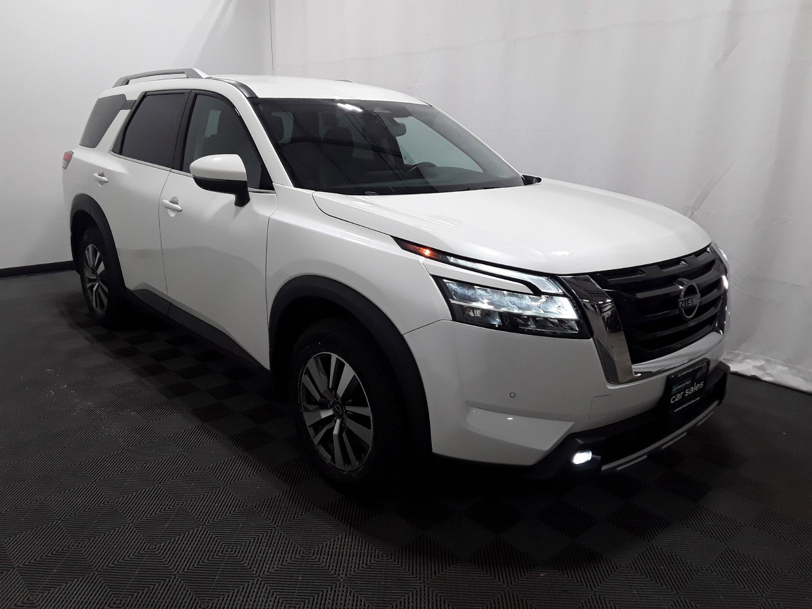 2022 Nissan Pathfinder SL 4WD