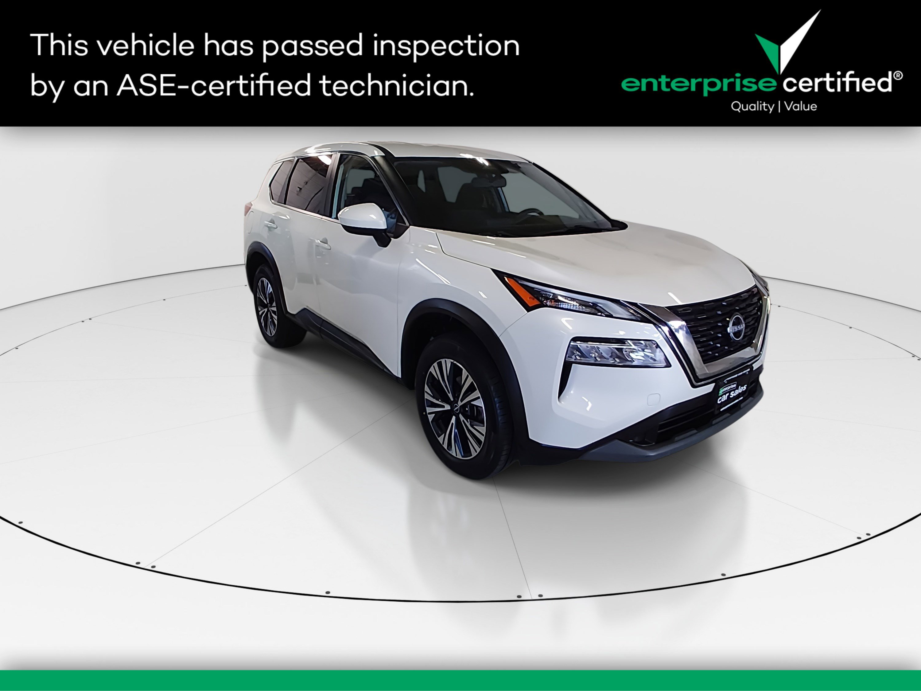 2023 Nissan Rogue SV's photo