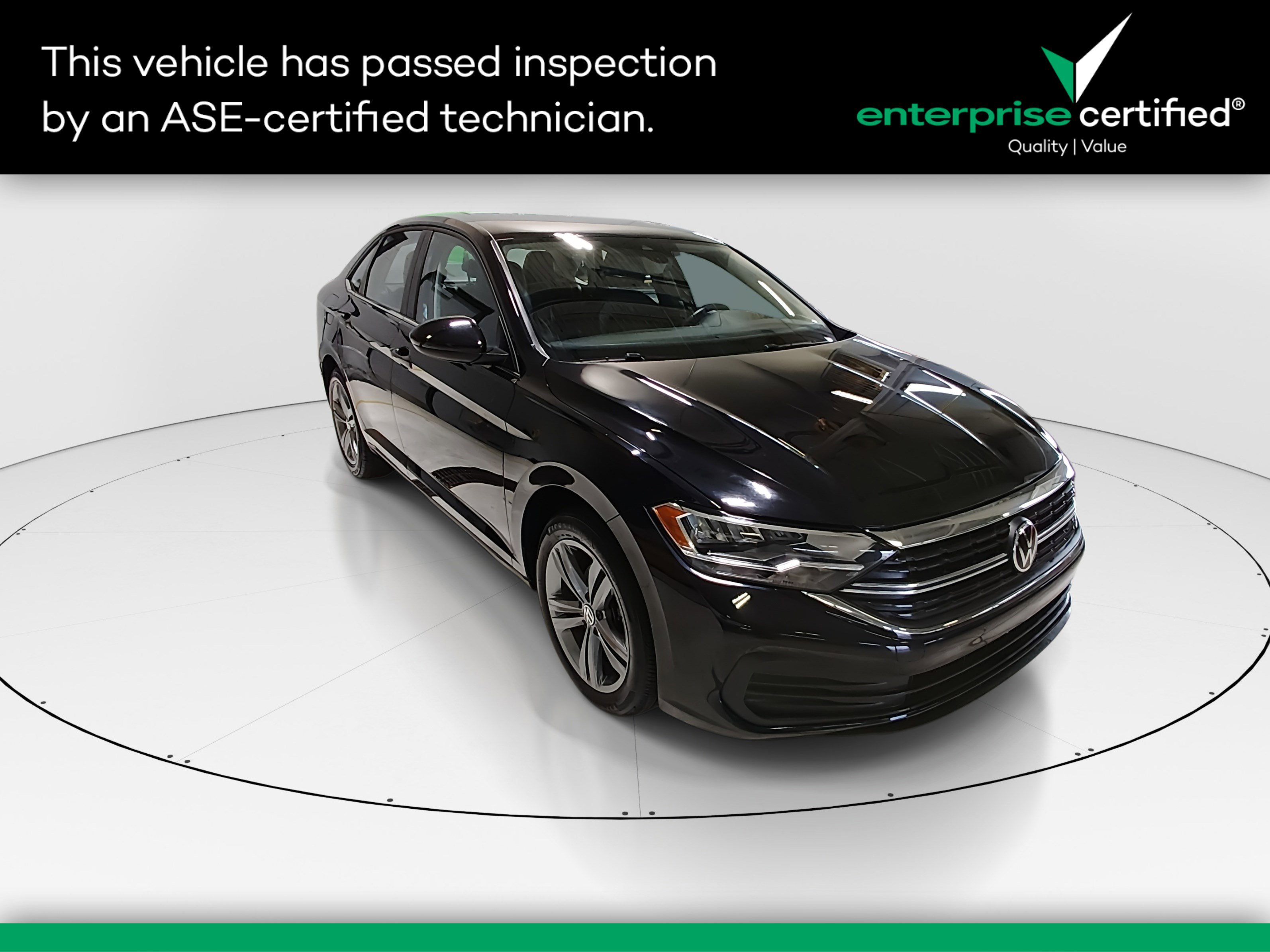 Used 2024 Volkswagen Jetta SE Auto