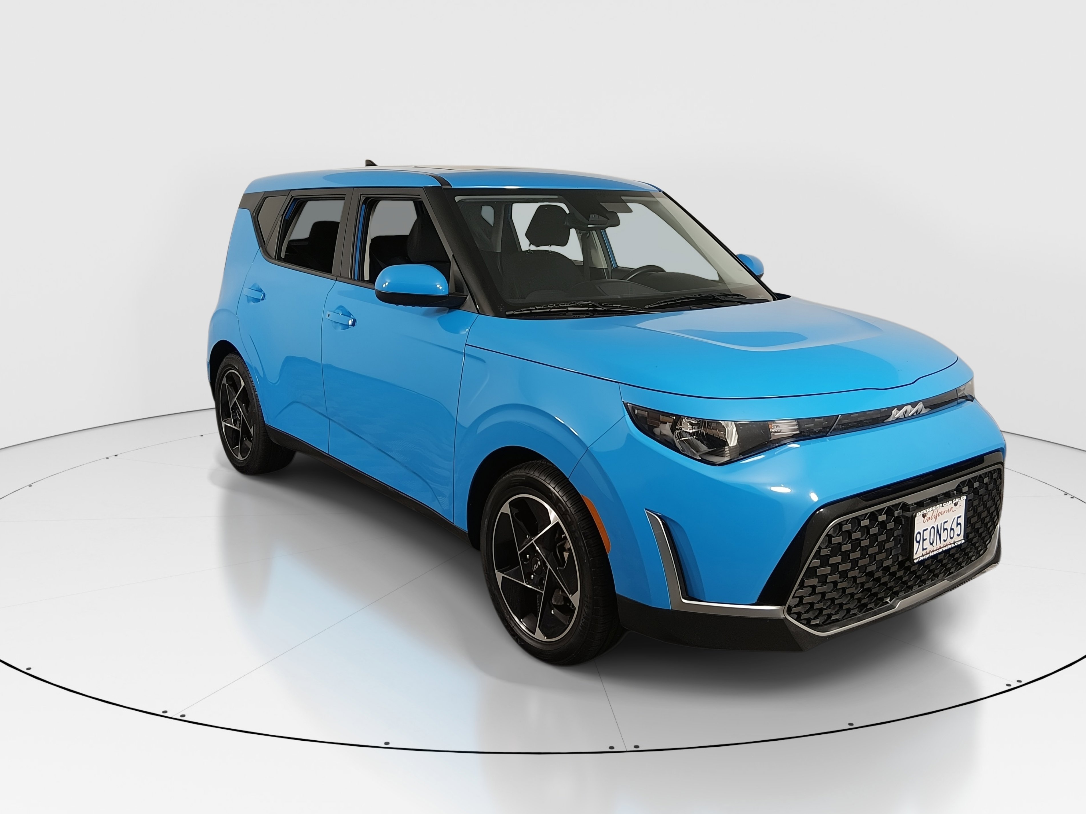 2023 Kia Soul EX's photo