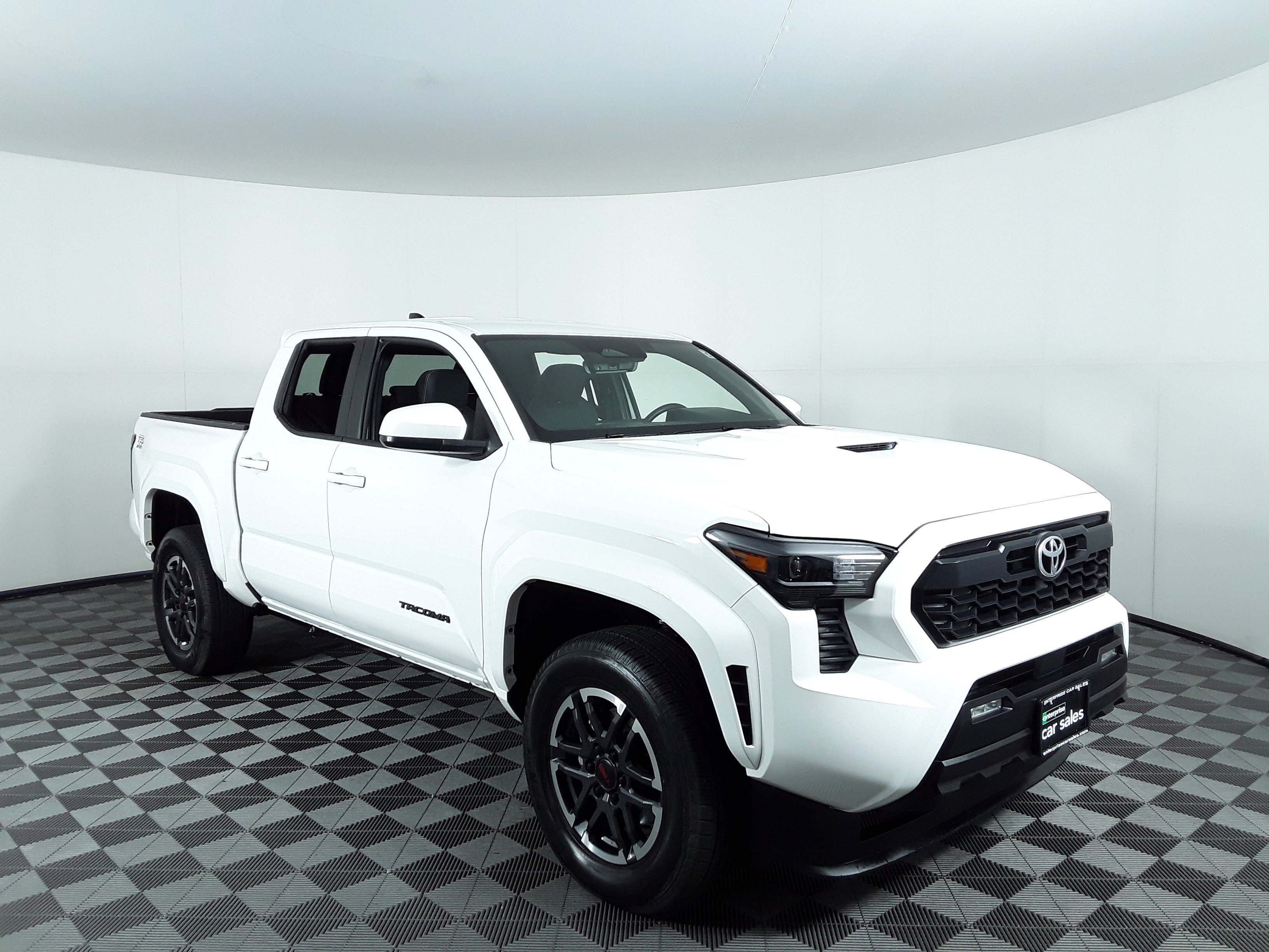 2024 Toyota Tacoma 4WD TRD Sport Double Cab 5' Bed AT