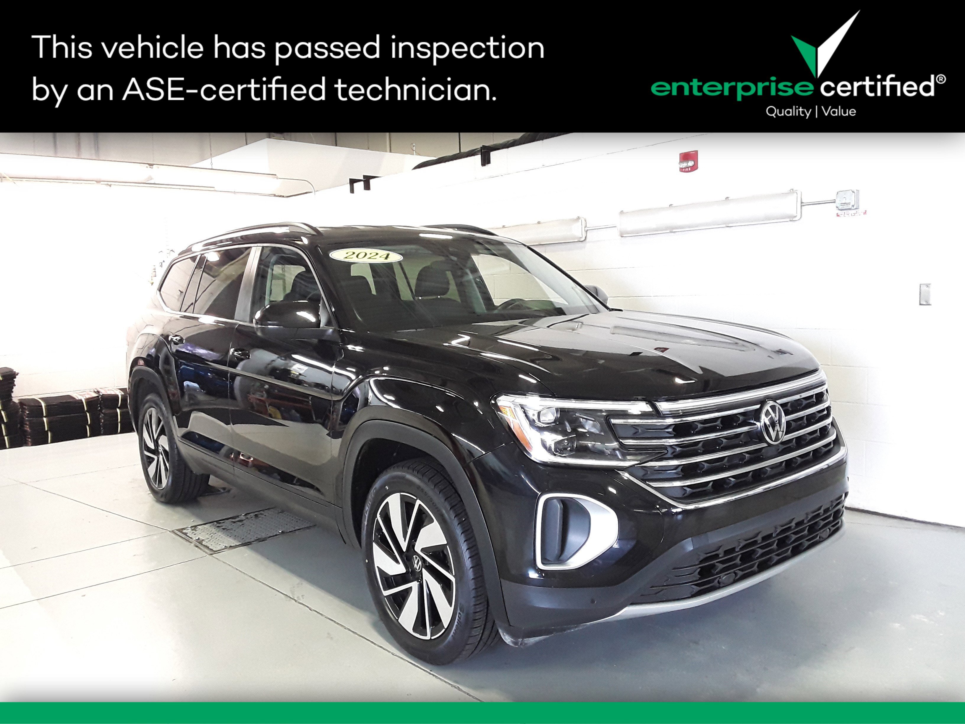 Used 2024 Volkswagen Atlas 2.0T SE w/Technology 4MOTION